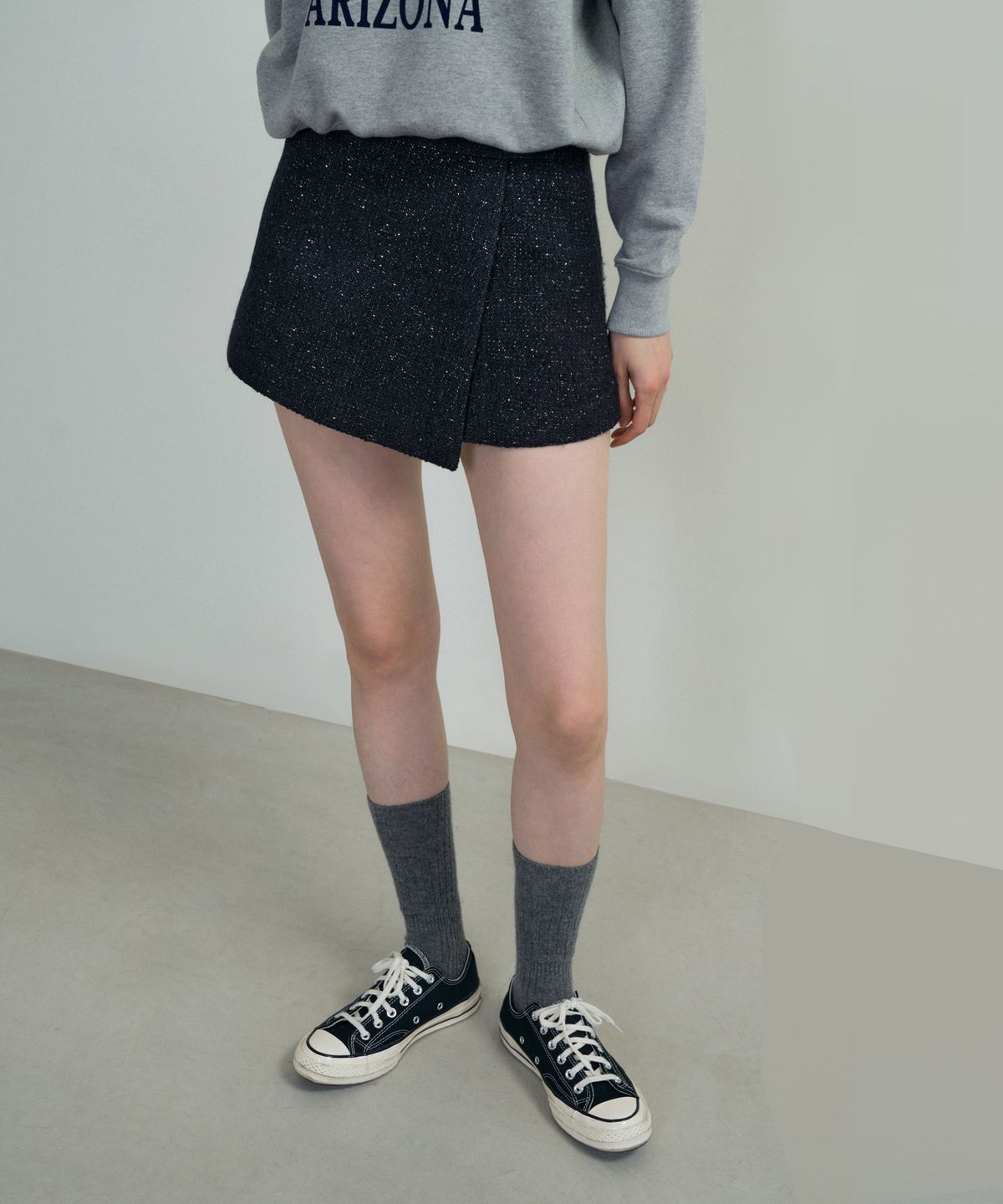 오떼뜨(OCTETTE) PEARL TWEED LOW RISE SHORTS