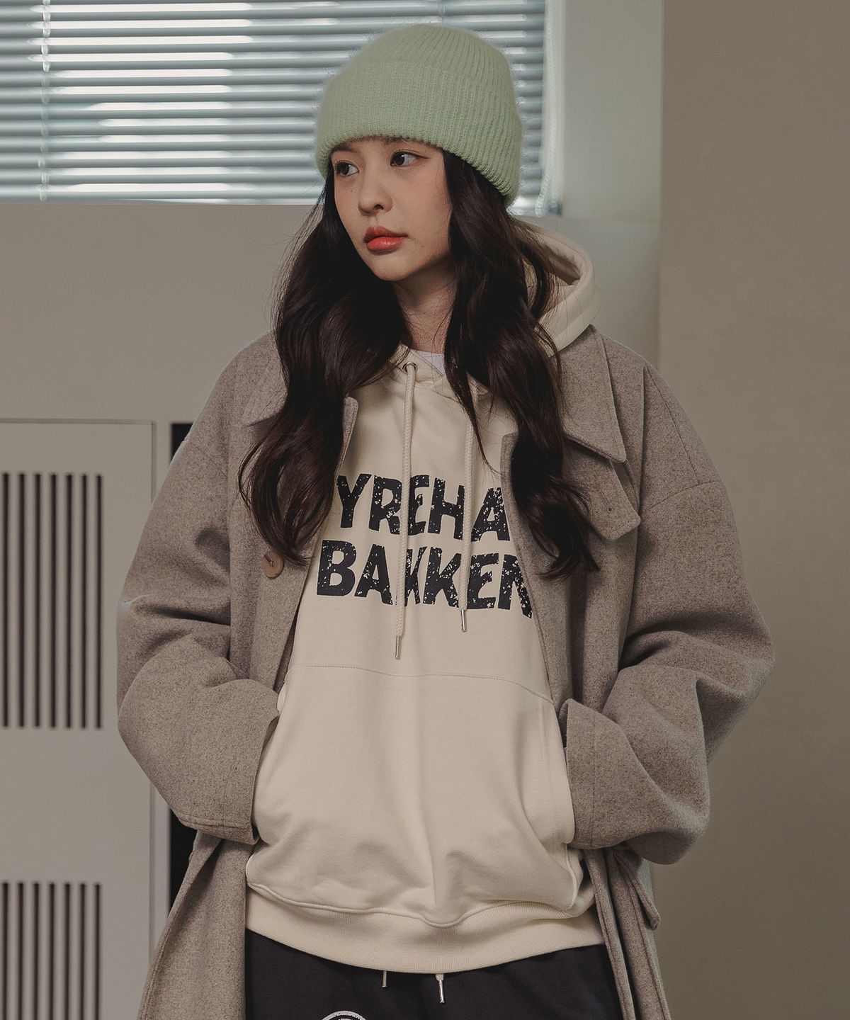 바켄(BAKKEN) DYREHAVS BAKKEN 후디 BK6988_크림