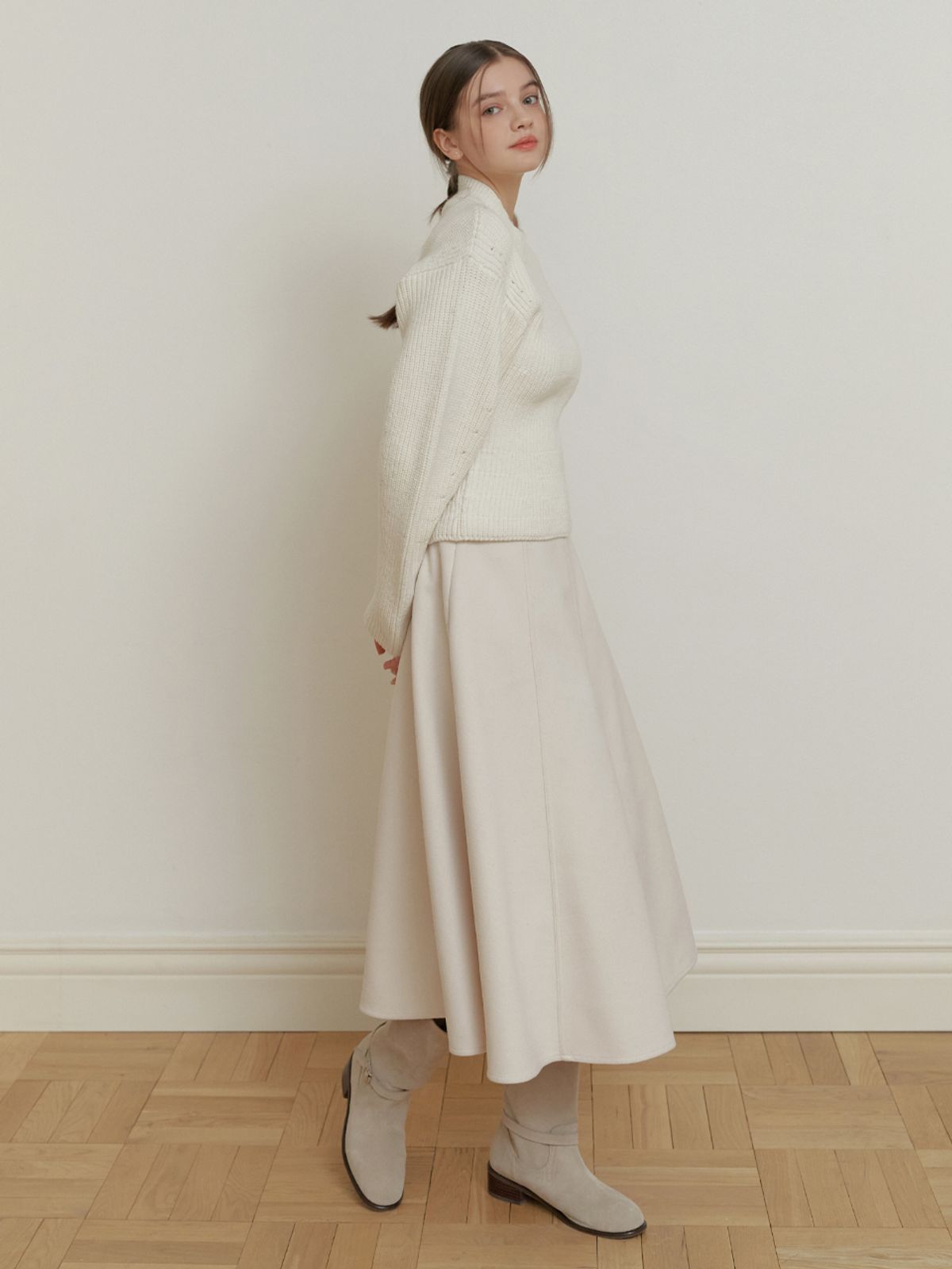 리엘(RE L) Peony volume knit (ivory)