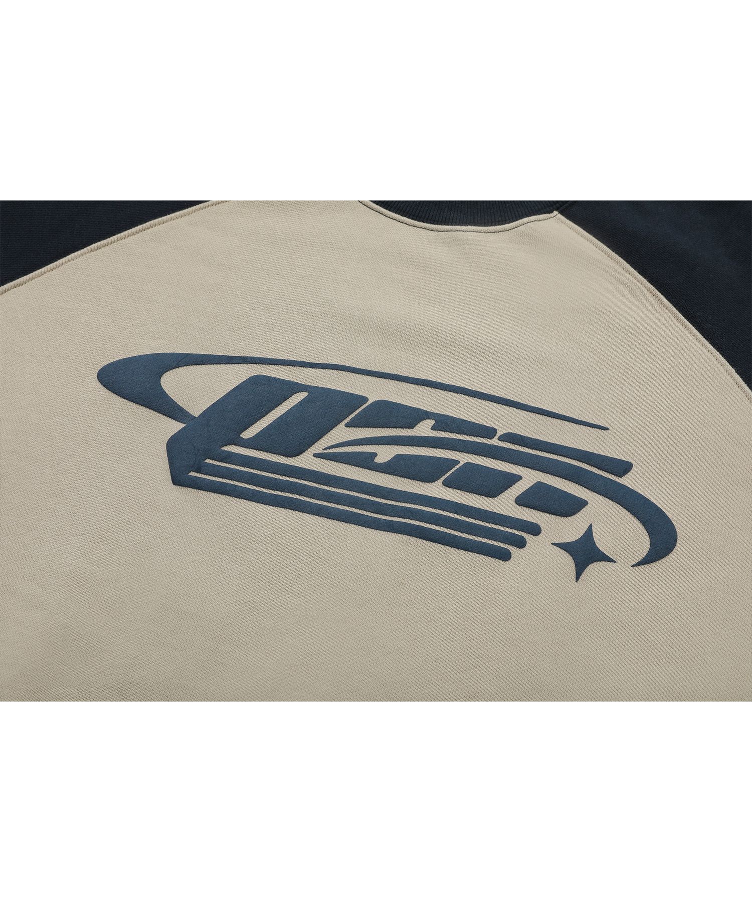 [CPGN STUDIO]★SHOOTING LOGO RAGLAN SWEATSHIRT Designer fashion, Seoul-fully created | W Concept