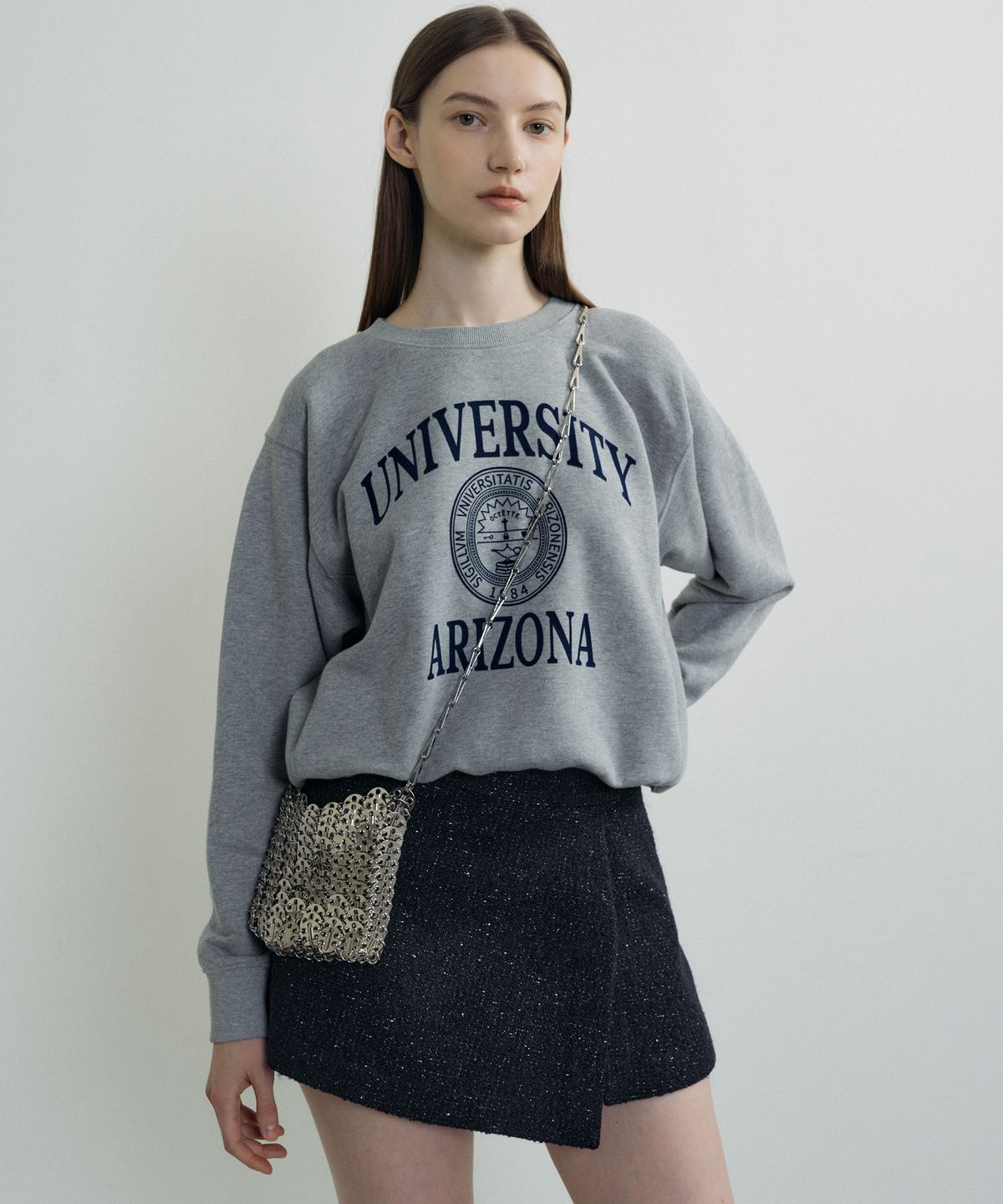 오떼뜨(OCTETTE) UNIVERSITY SWEAT T_2COLOR