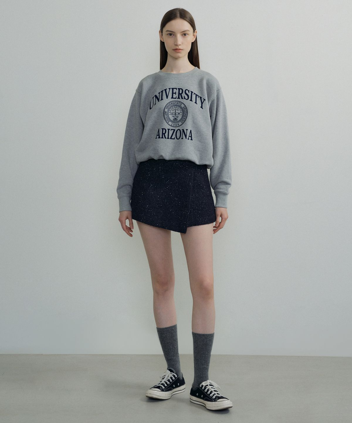 오떼뜨(OCTETTE) UNIVERSITY SWEAT T_2COLOR