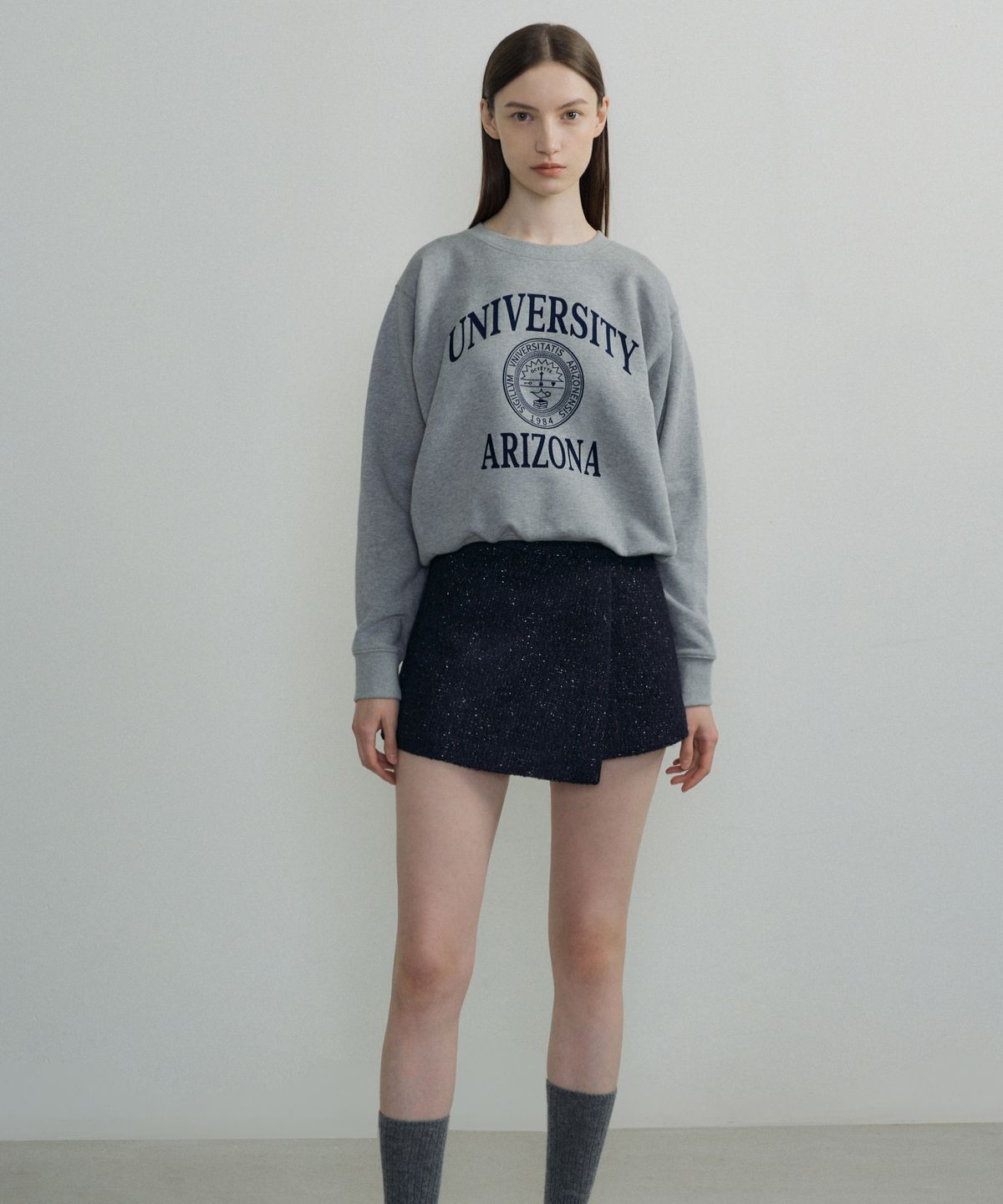 오떼뜨(OCTETTE) UNIVERSITY SWEAT T_2COLOR