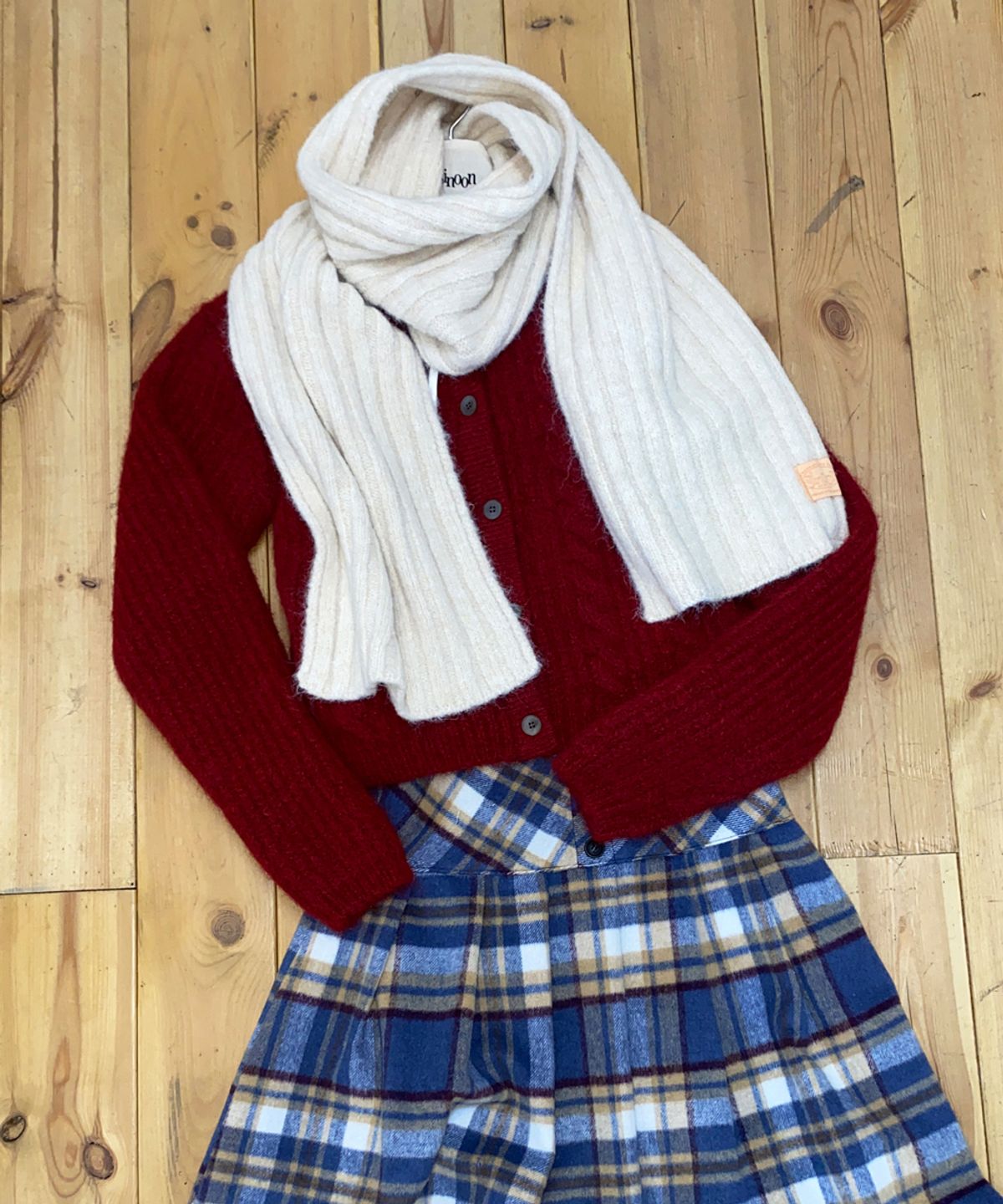 시눈(SINOON) HAIRY COZY MUFFLER (LIGHT BEIGE)