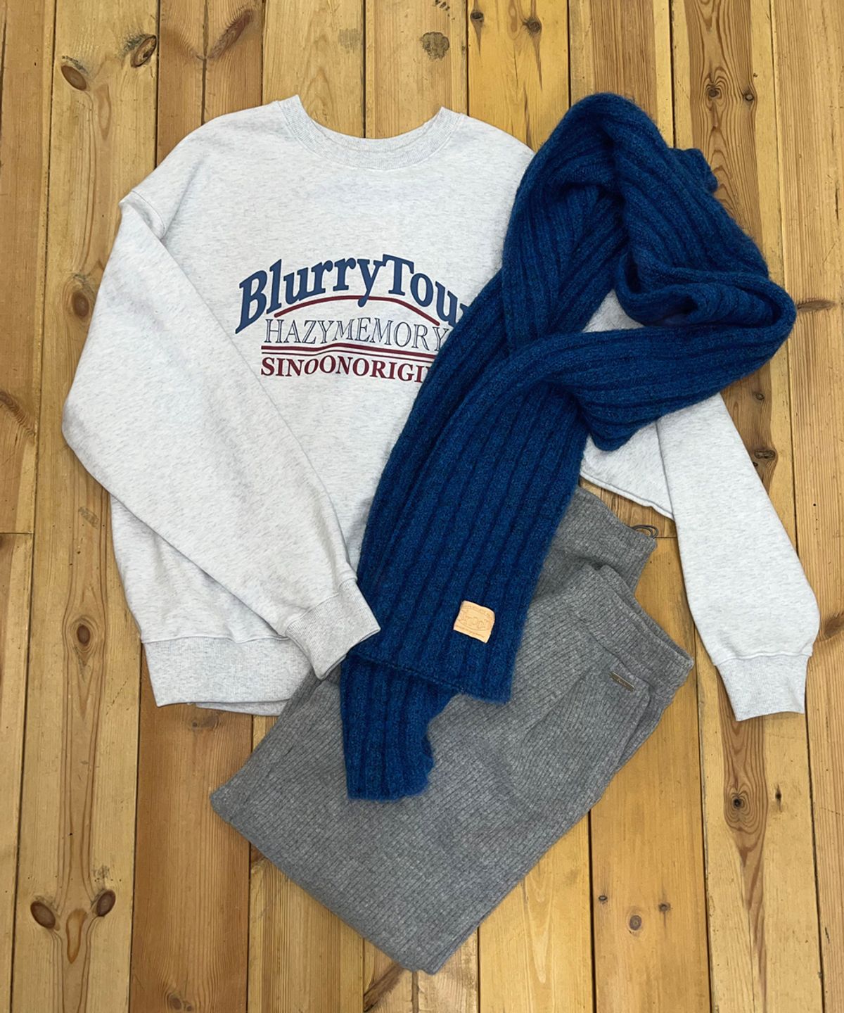 시눈(SINOON) HAIRY COZY MUFFLER (BLUE)