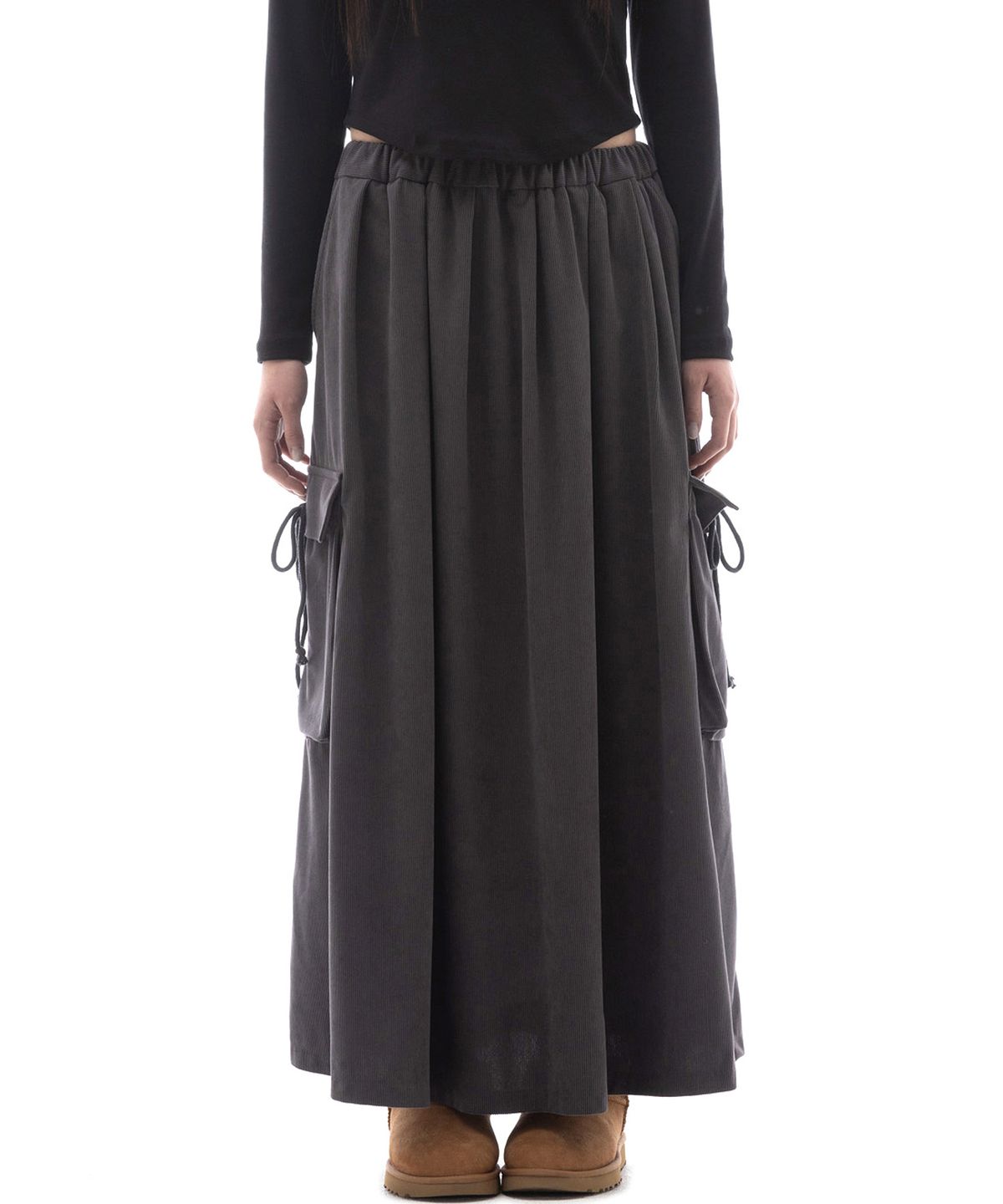 플라즈마스페어(PLASMA SPHERE) PONNY SKIRT IN DARK GREY(골덴 플레어 스커트)