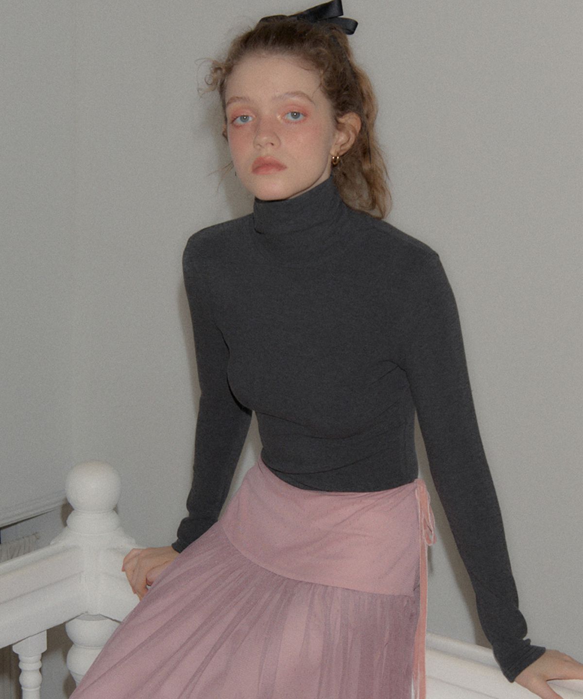 살롱 드 욘(SALON DE YOHN) Basic Turtleneck T_ 5 Colors