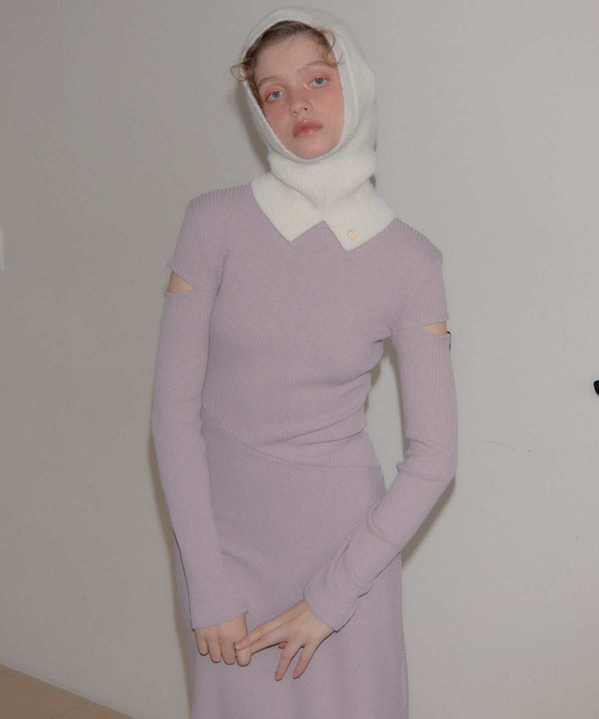 살롱 드 욘(SALON DE YOHN) High Neck Cut-Out Long Dress_ Lavender