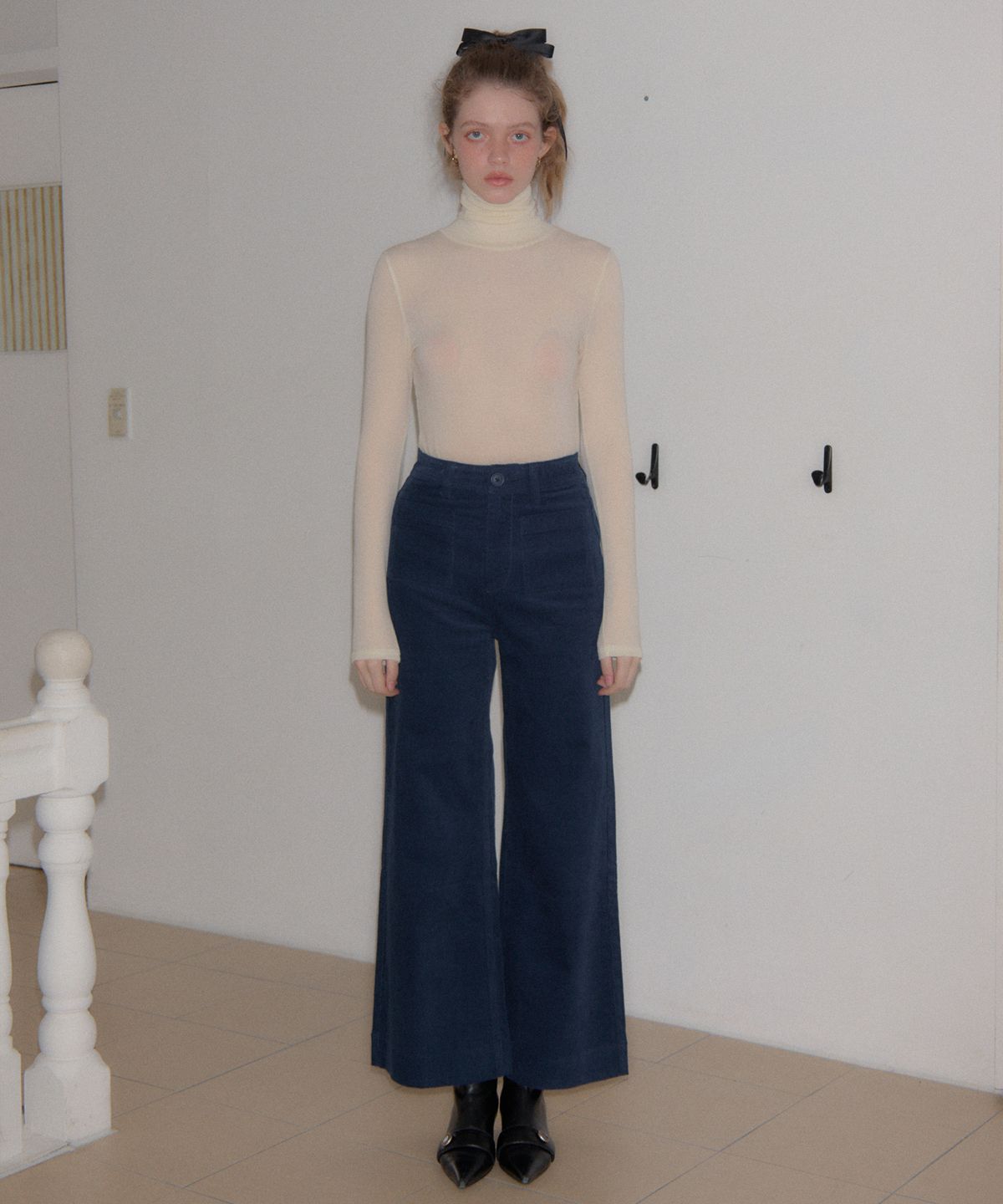 살롱 드 욘(SALON DE YOHN) Corduroy Wide Pants_ Deep Blue