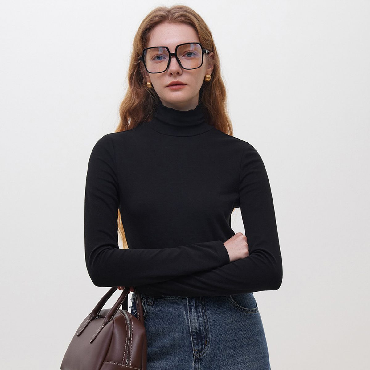 웬스데이딜라잇(WEDNESDAY DELIGHT) WD_Wave turtleneck knit top_BLACK