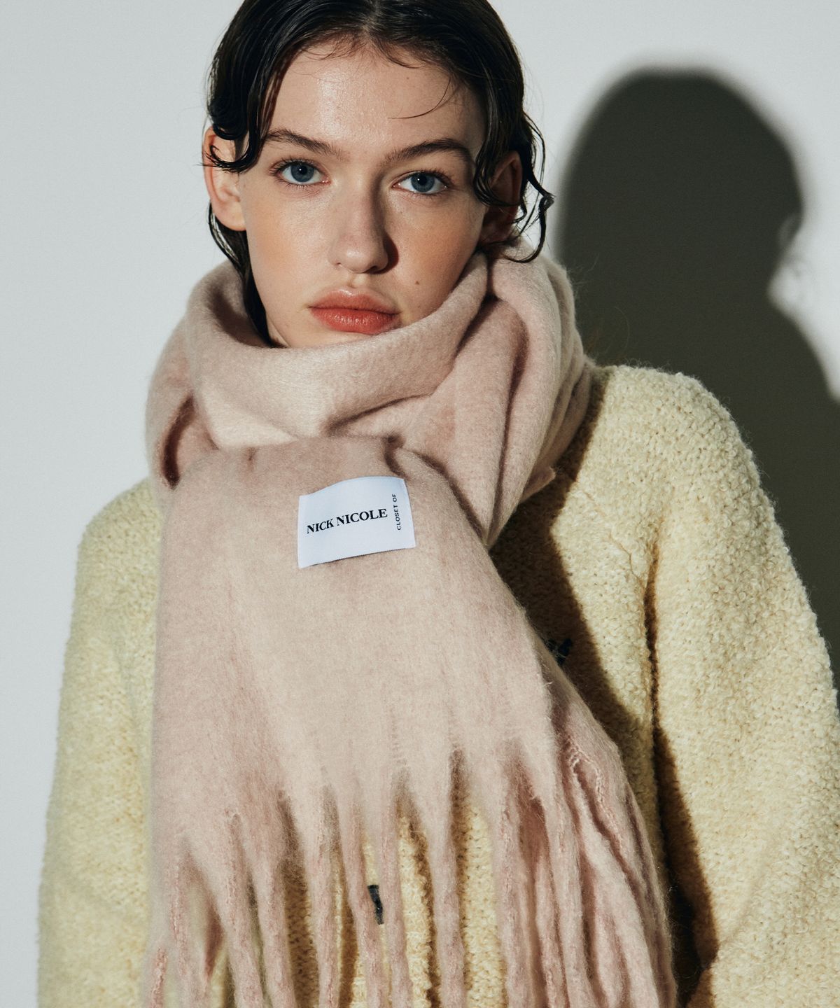 닉앤니콜(NICK&NICOLE) PREMIUM BOLD SOFT MUFFLER_LIGHT PINK