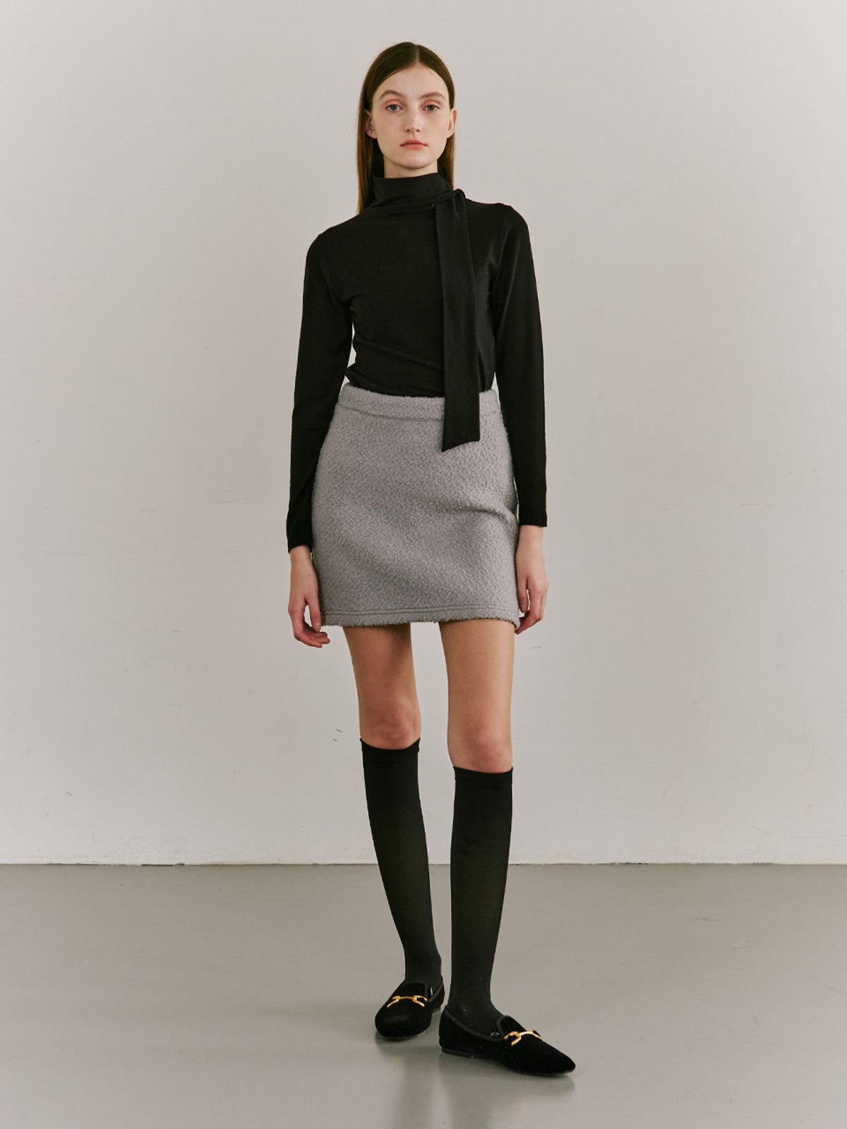누브(NOUVE) Pola Tie T-Shirts - Black