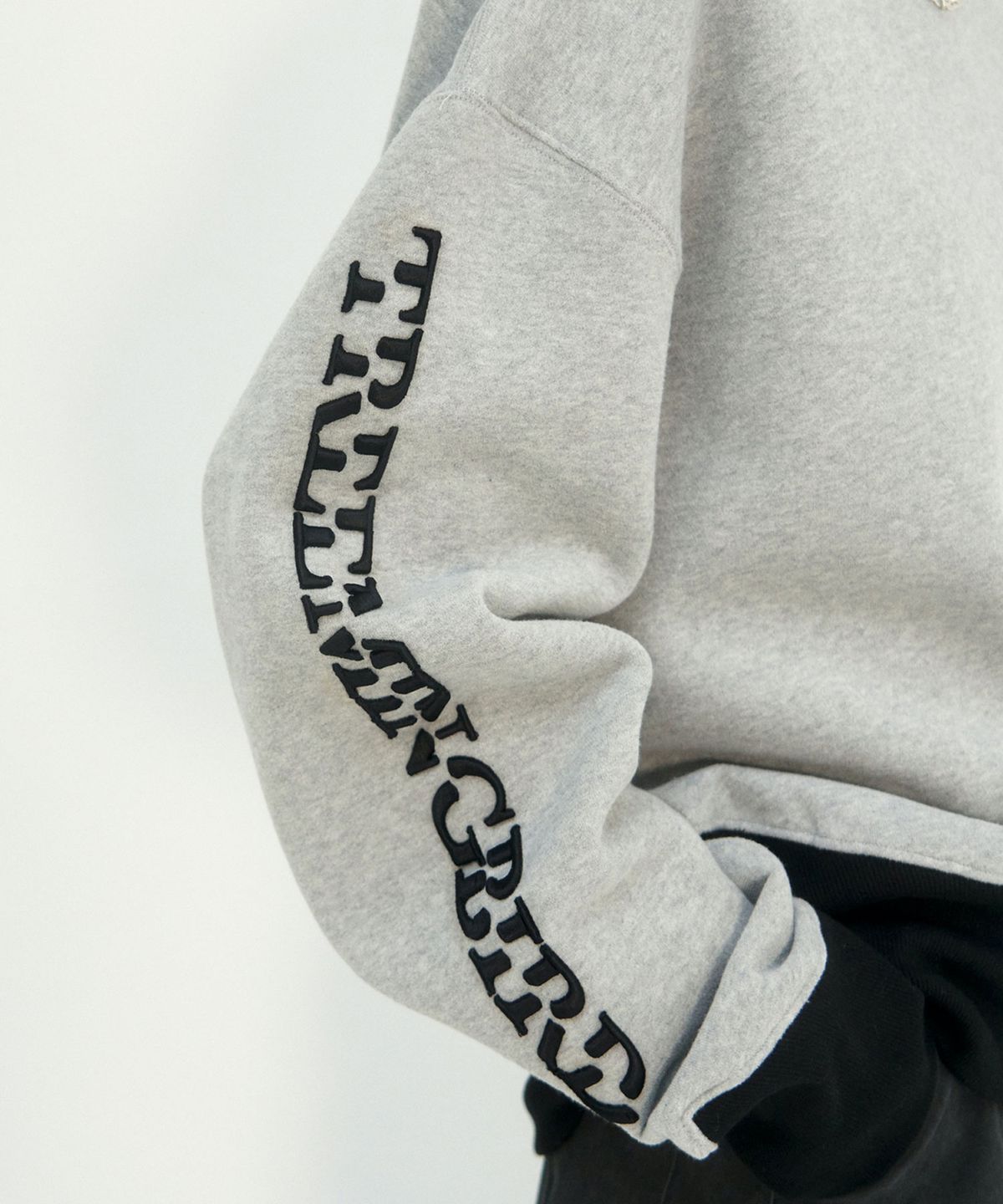 트리밍버드(TREEMINGBIRD) Oblique Line Sweat Shirt [ Gray ]