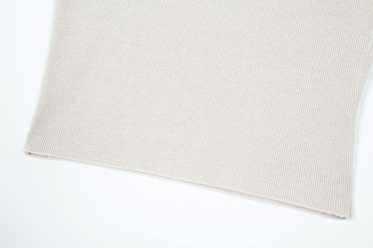 샐러드바구니(SALAD BAGUNI) Hotfix Sleeveless Knit Top - beige