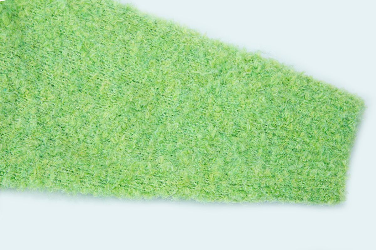 샐러드바구니(SALAD BAGUNI) Wool Boucle V-neck Pullover - lime