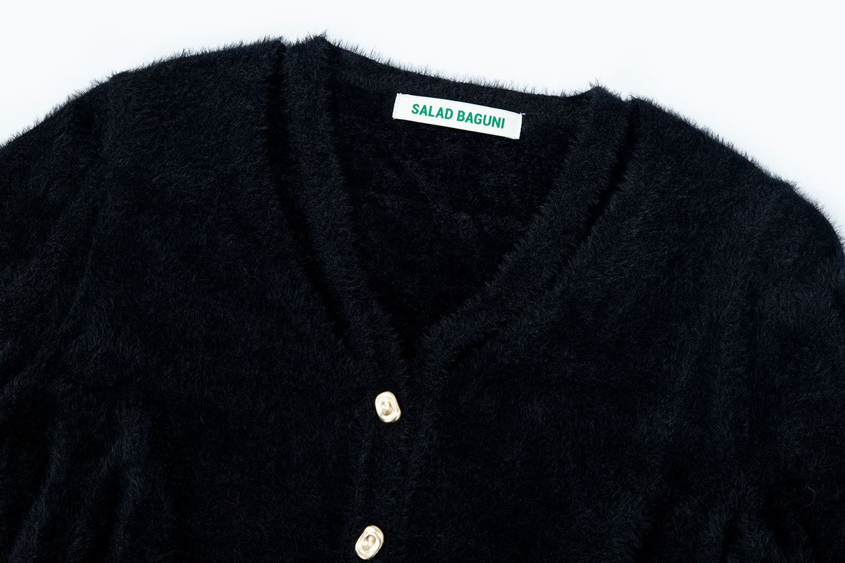 샐러드바구니(SALAD BAGUNI) V-neck Slit Cardigan - black