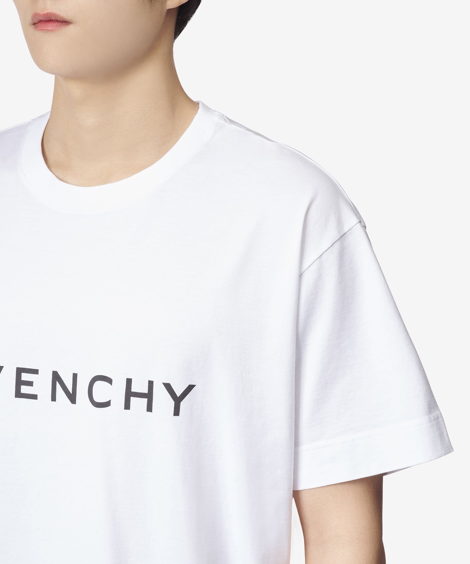スウェット・トレーナー GIVENCHY AKITAPE COTTON OVERFIT HALF SLEEVE T-SHIRT BLACK BM MUSINSA | GIVENCHY AKITAPE COTTON OVERFIT HALF SLEEVE T