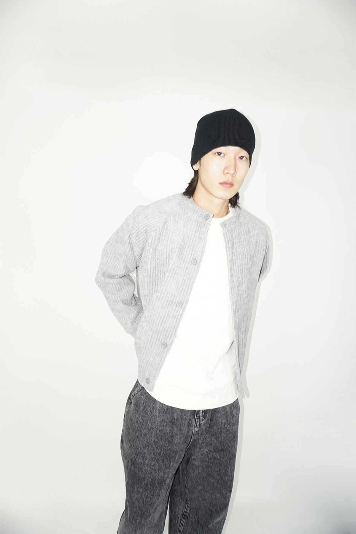 본슬리피(BORN SLIPPY) Corduroy Raglan Cardigan (Gray)