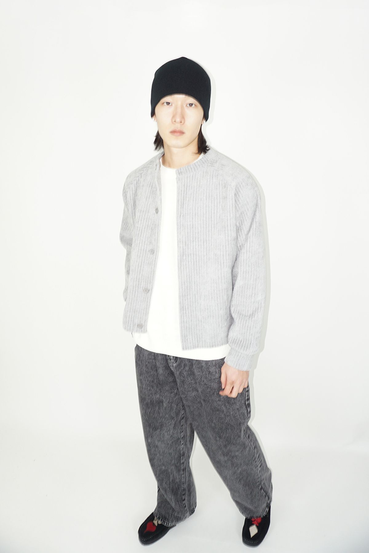 본슬리피(BORN SLIPPY) Corduroy Raglan Cardigan (Gray)