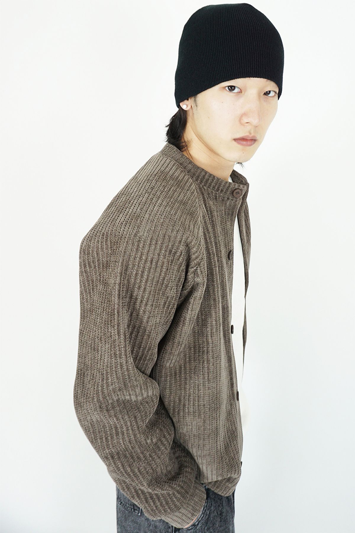 본슬리피(BORN SLIPPY) Corduroy Raglan Cardigan (Brown)