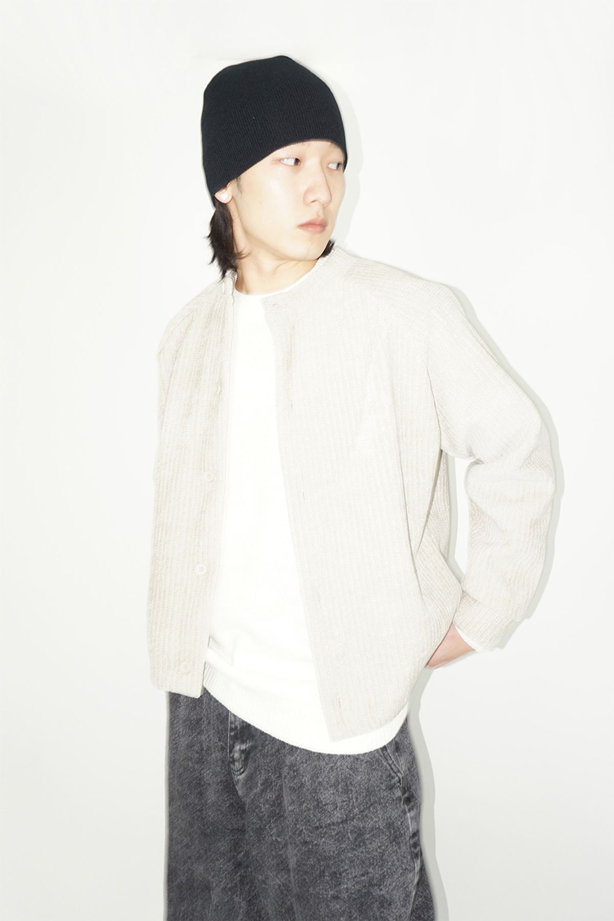 본슬리피(BORN SLIPPY) Corduroy Raglan Cardigan (Beige)