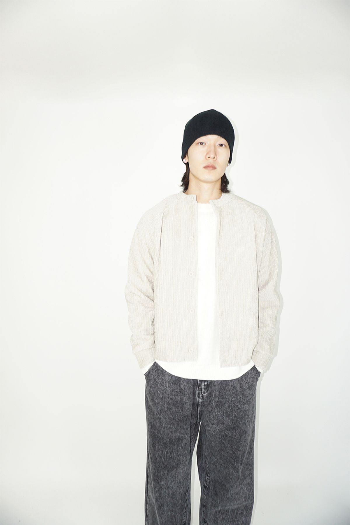 본슬리피(BORN SLIPPY) Corduroy Raglan Cardigan (Beige)