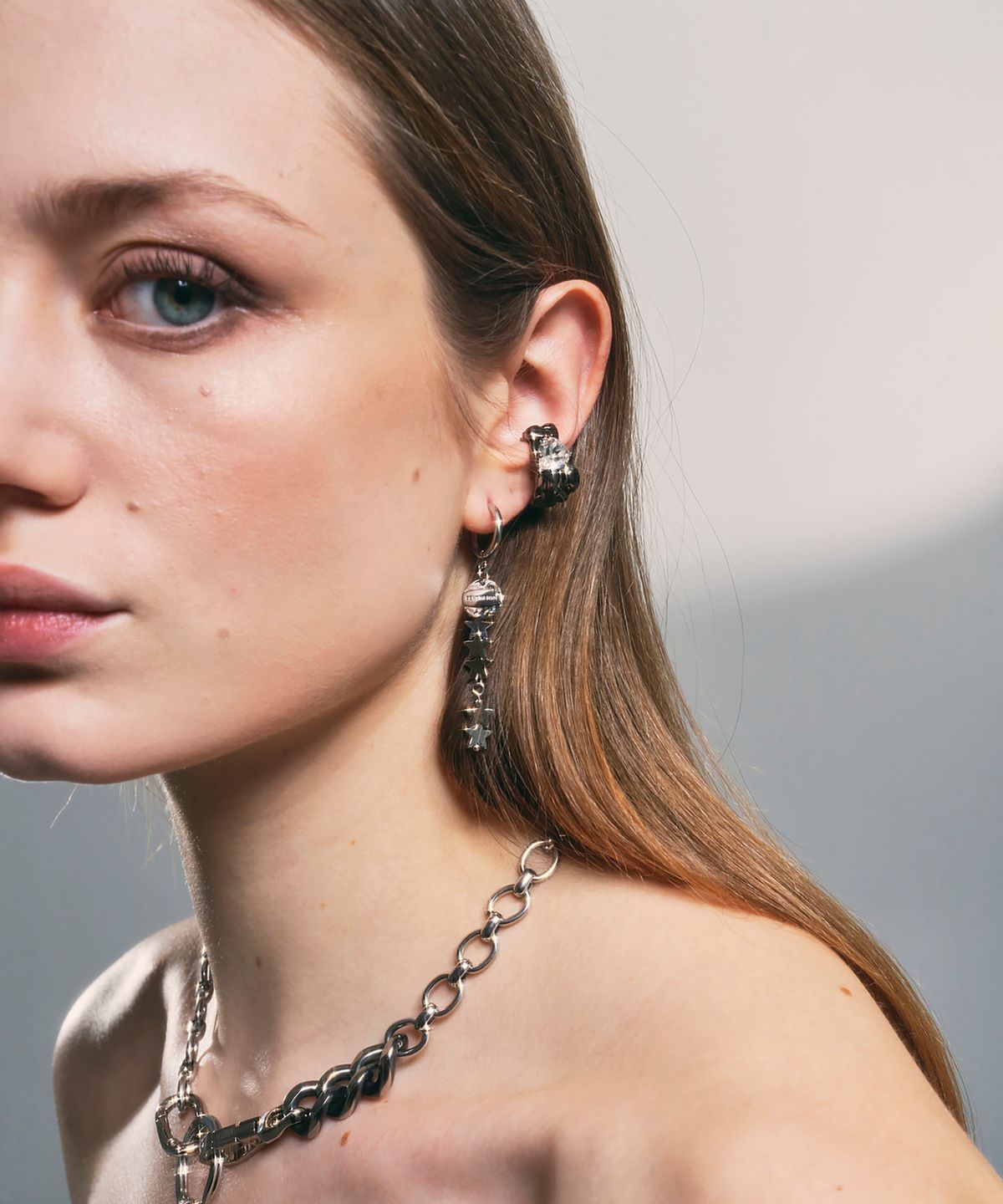 센티멍(SENTIMENTS) NO.317 [BLACK] GEOMETRY HEART EARCUFF