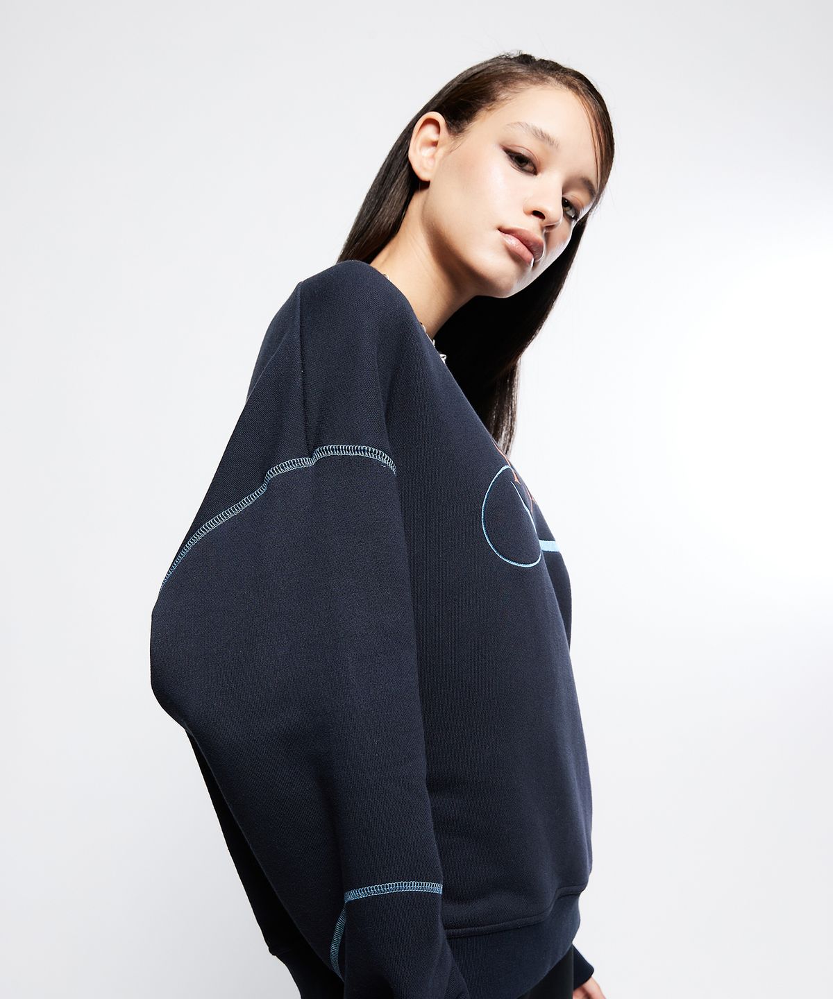 라티젠(LARTIGENT) L7 PARIS SWEATSHIRT(NAVY)