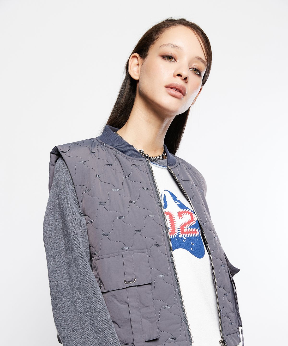 라티젠(LARTIGENT) L7 QUILTING VEST(CHARCOAL)
