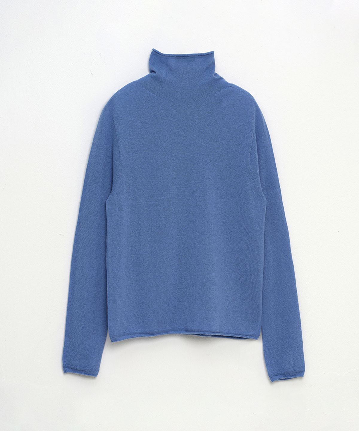 셀리테일즈(CELITAILS) WOOL WHOLEGARMENT TURTLENECK_BLUE