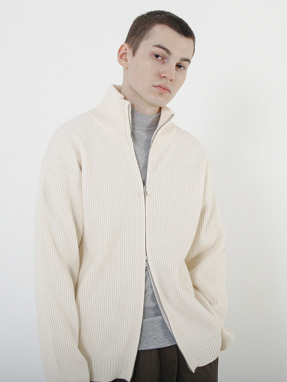 챈세스노이(CHANCE'S NOI) Modal Knit Zip-up Cardigan (Cream)