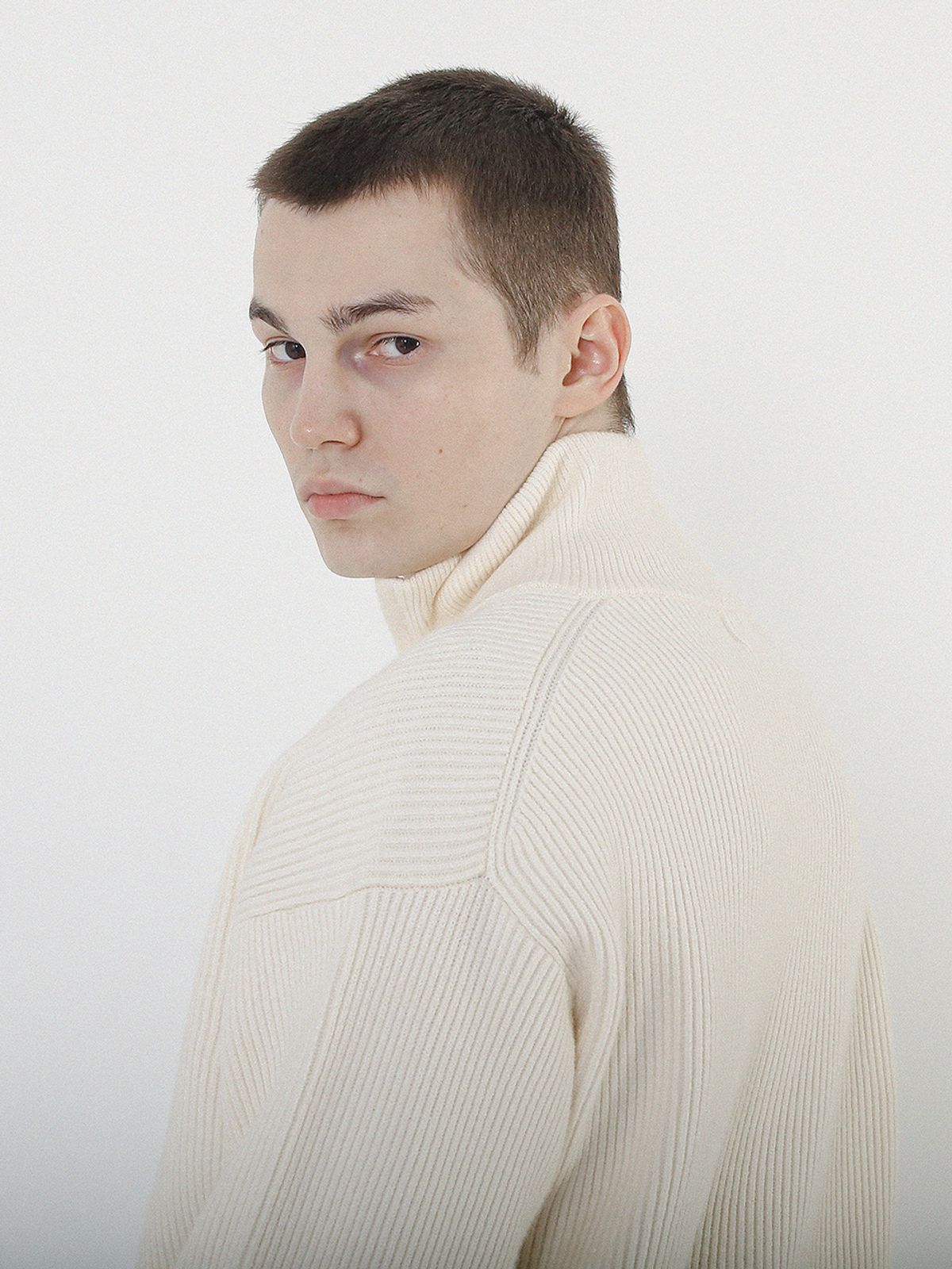 챈세스노이(CHANCE'S NOI) Modal Knit Zip-up Cardigan (Cream)