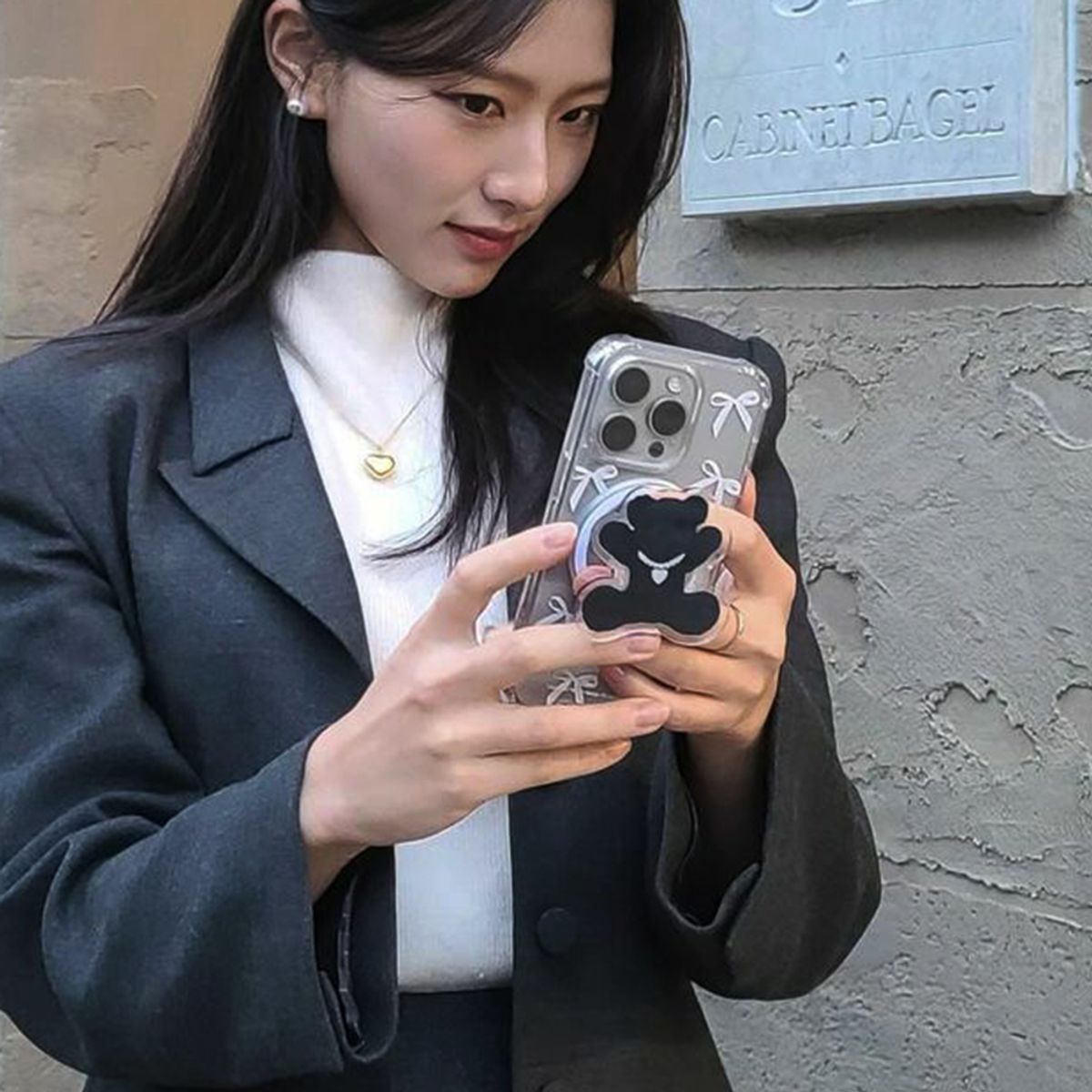 일육팔센치케이스(168CM) 아이폰 맥세이프 그립 스마트톡 거치대 블랙 베어