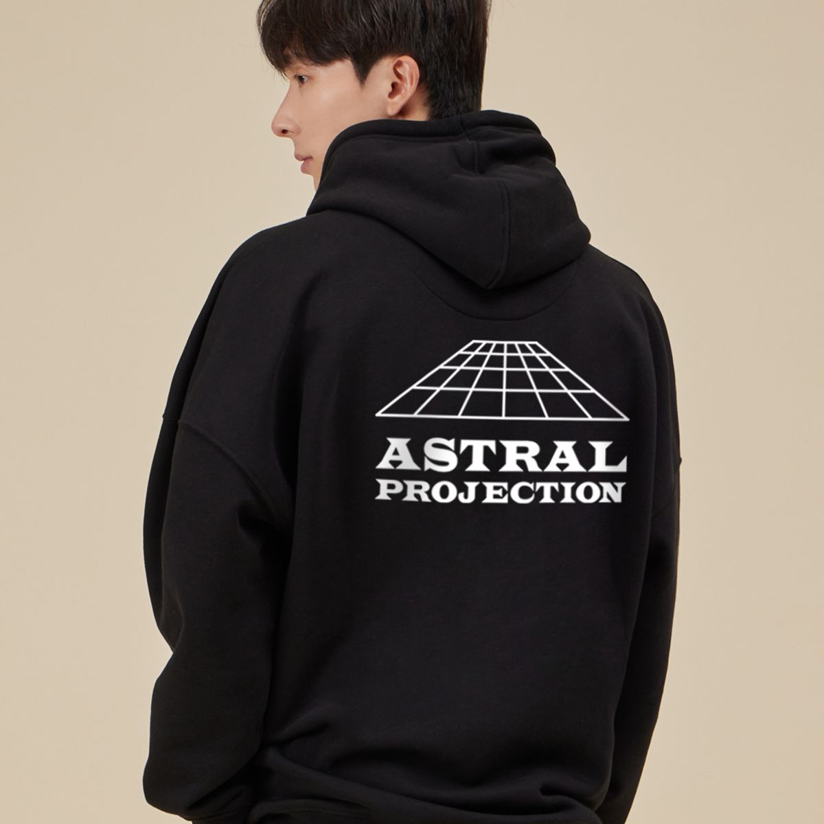 아스트랄 프로젝션(ASTRAL PROJECTION) 시그니처 로고 오버핏 와이드 숄더 후디_블랙
