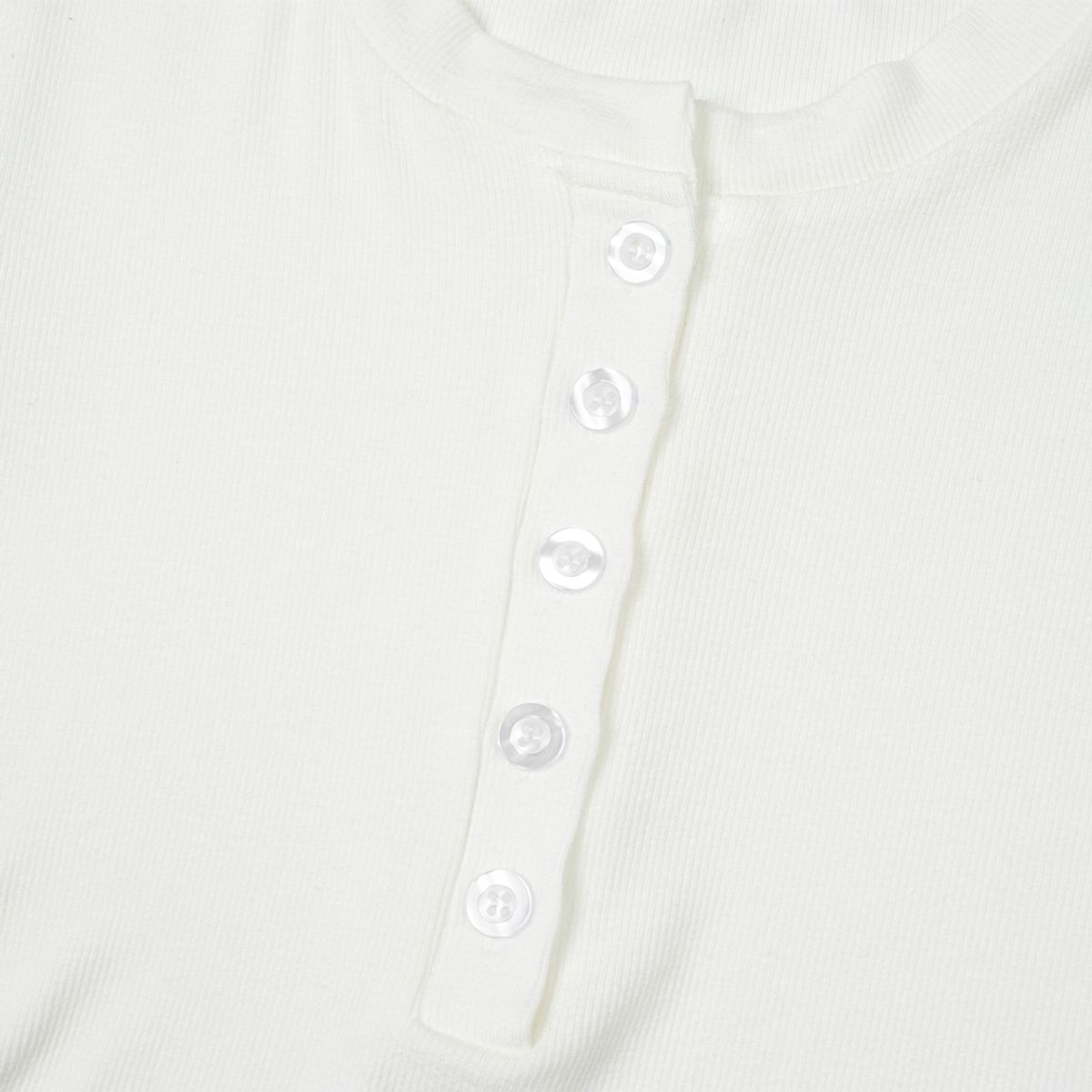 모아(MOAA) 헨리넥 사이드 셔링 롱 슬리브 (WHITE)