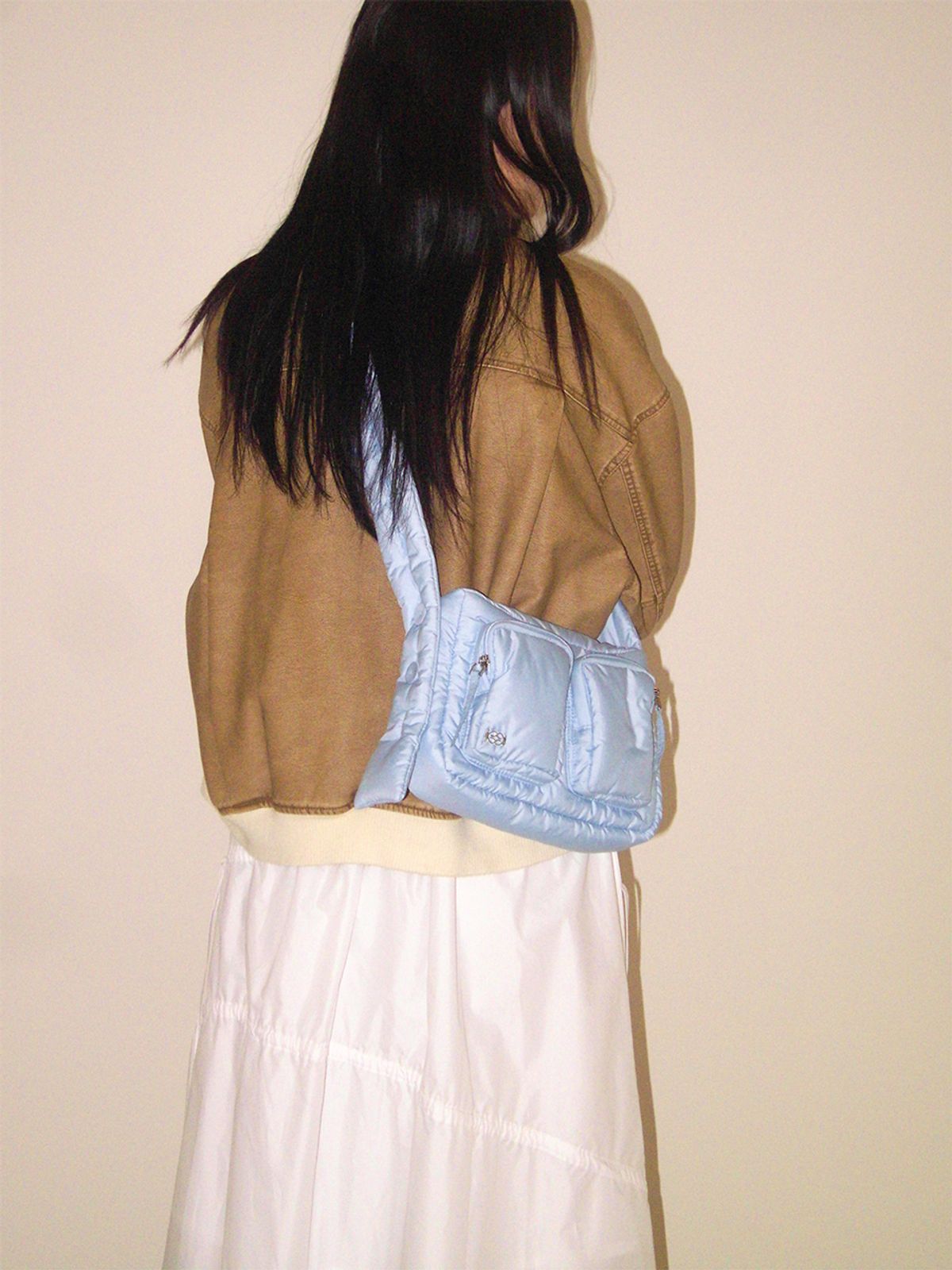 기준(KIJUN) Pillow Cross Bag Sky Blue