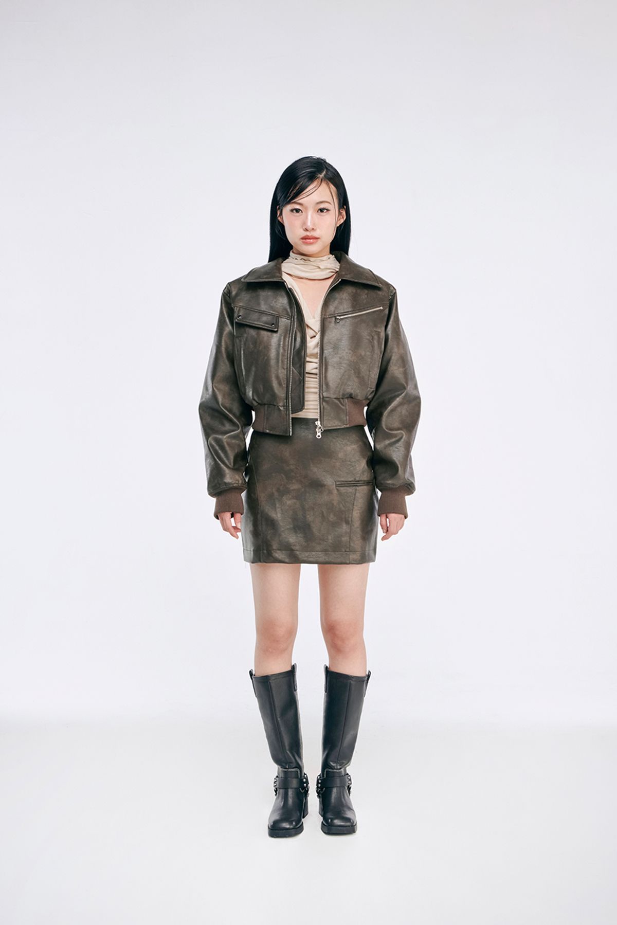 카프리슈(CAPRICIEUX) Amber leather skirt (khaki)