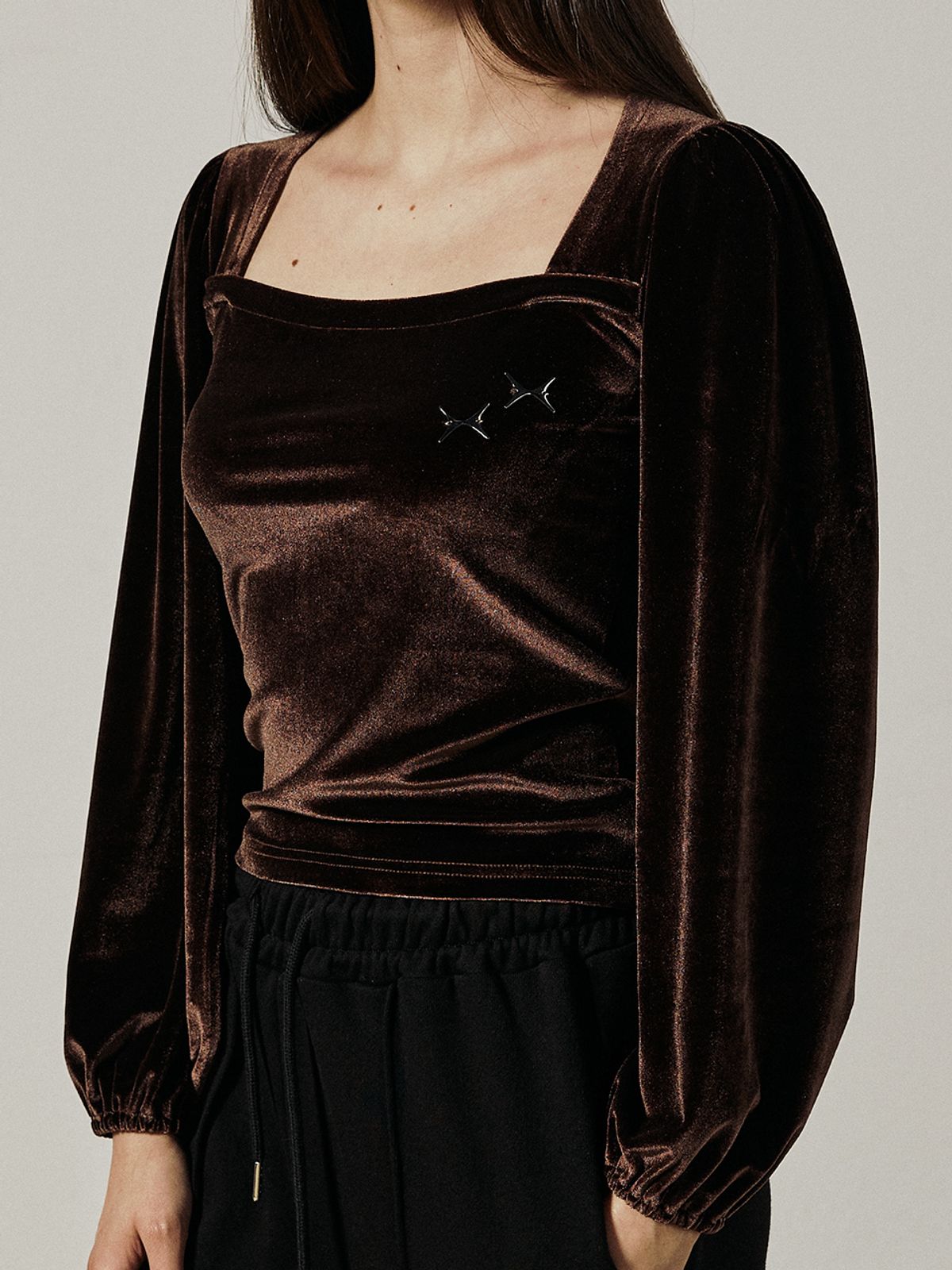 키티포터리(KITTY POTTERY) VELVET SQUARE-NECK LONG SLEEVE [BROWN]