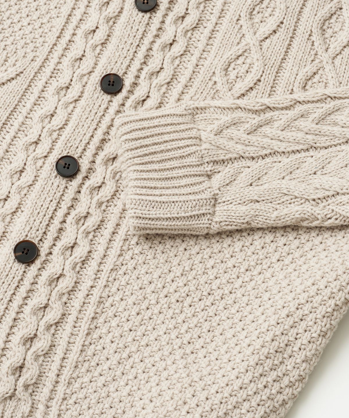 어나더 오피스(ANOTHER OFFICE) Grandma Cable Cardigan (Oatmeal)