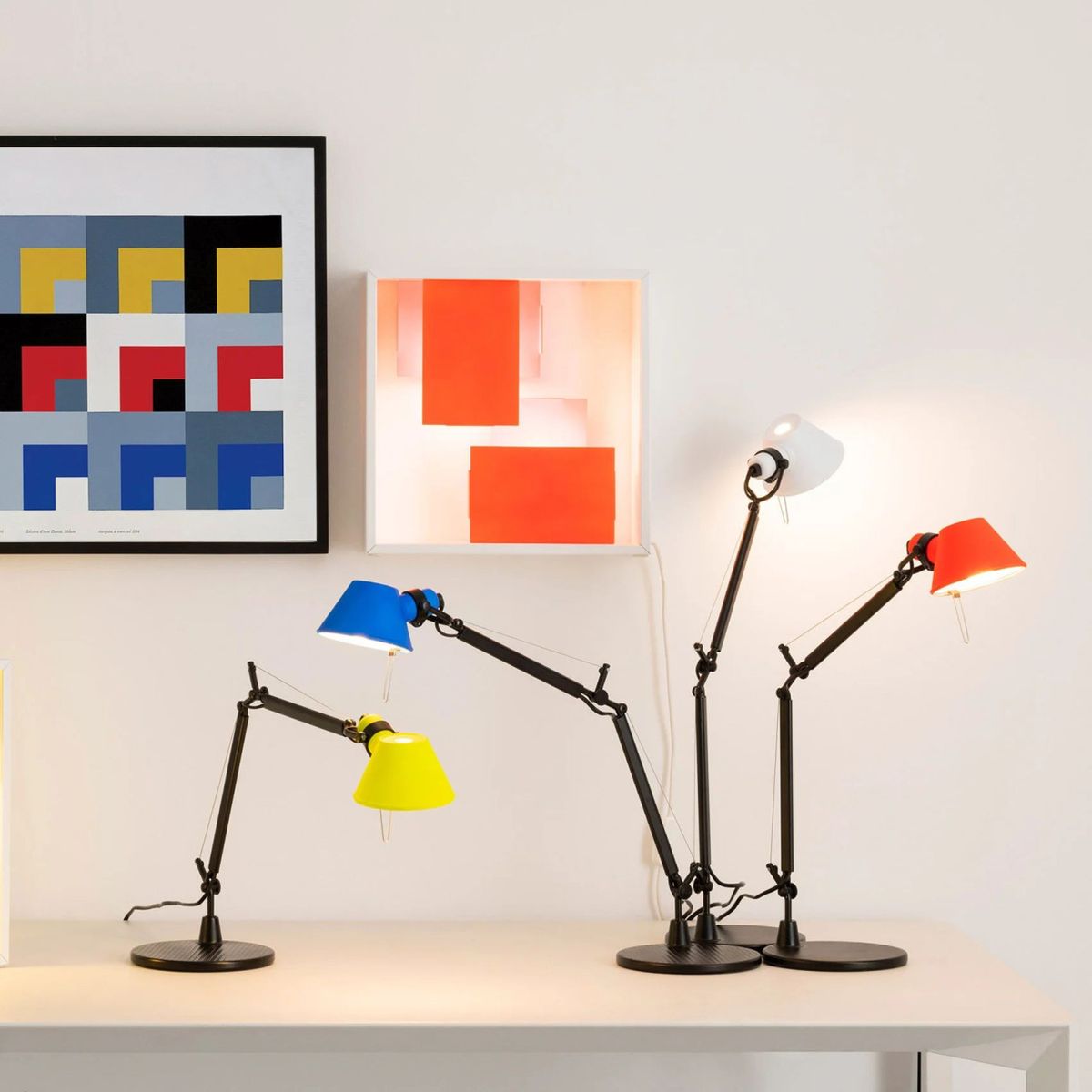 아르테미데(ARTEMIDE) 톨로메오 테이블램프