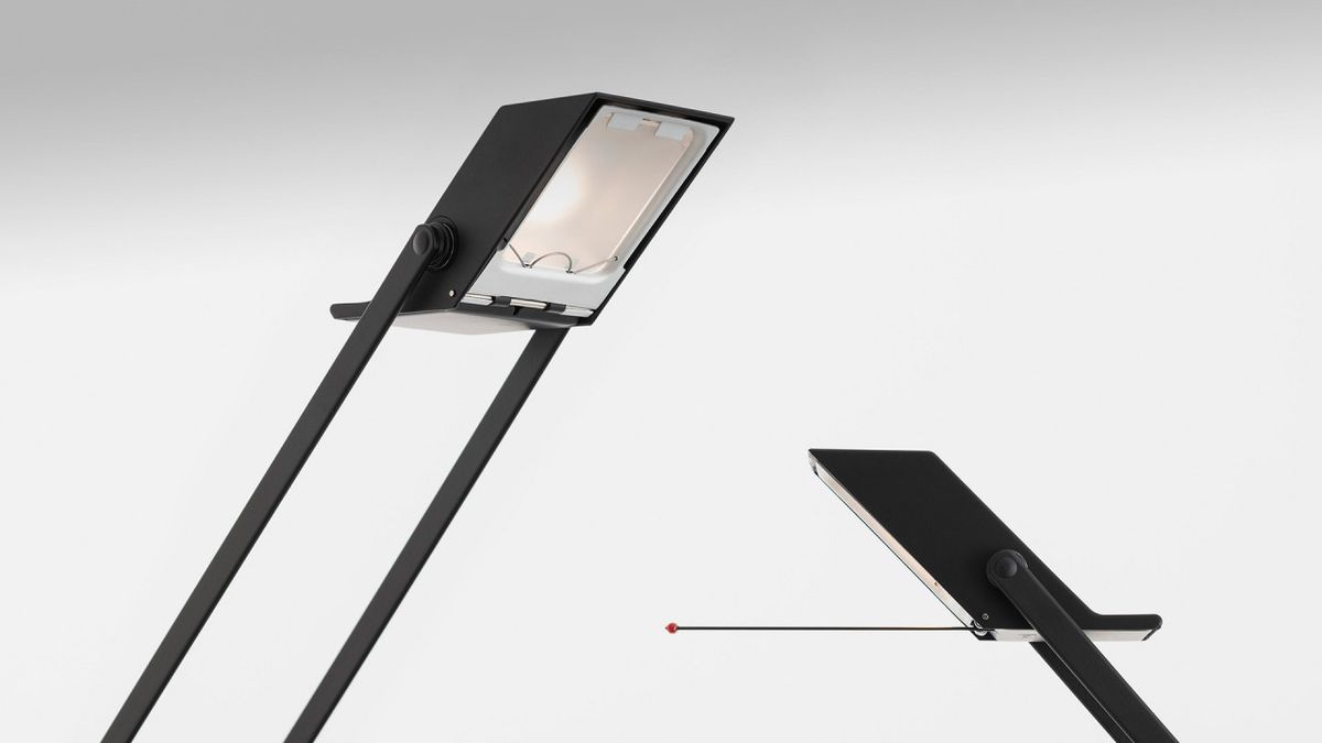 아르테미데(ARTEMIDE) 티지오 테이블 램프