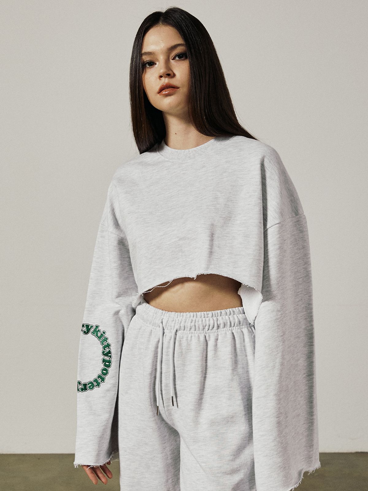 키티포터리(KITTY POTTERY) KITTY POTTERY BASIC CROP SWEAT SHIRTS [M/GREY]
