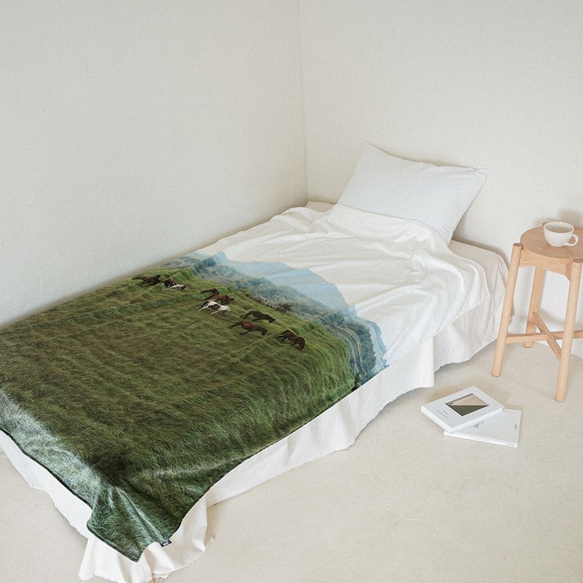 슬립타이트 오브젝트(SLEEPTIGHT OBJECT) JEJU mountain horse 대형 블랭킷