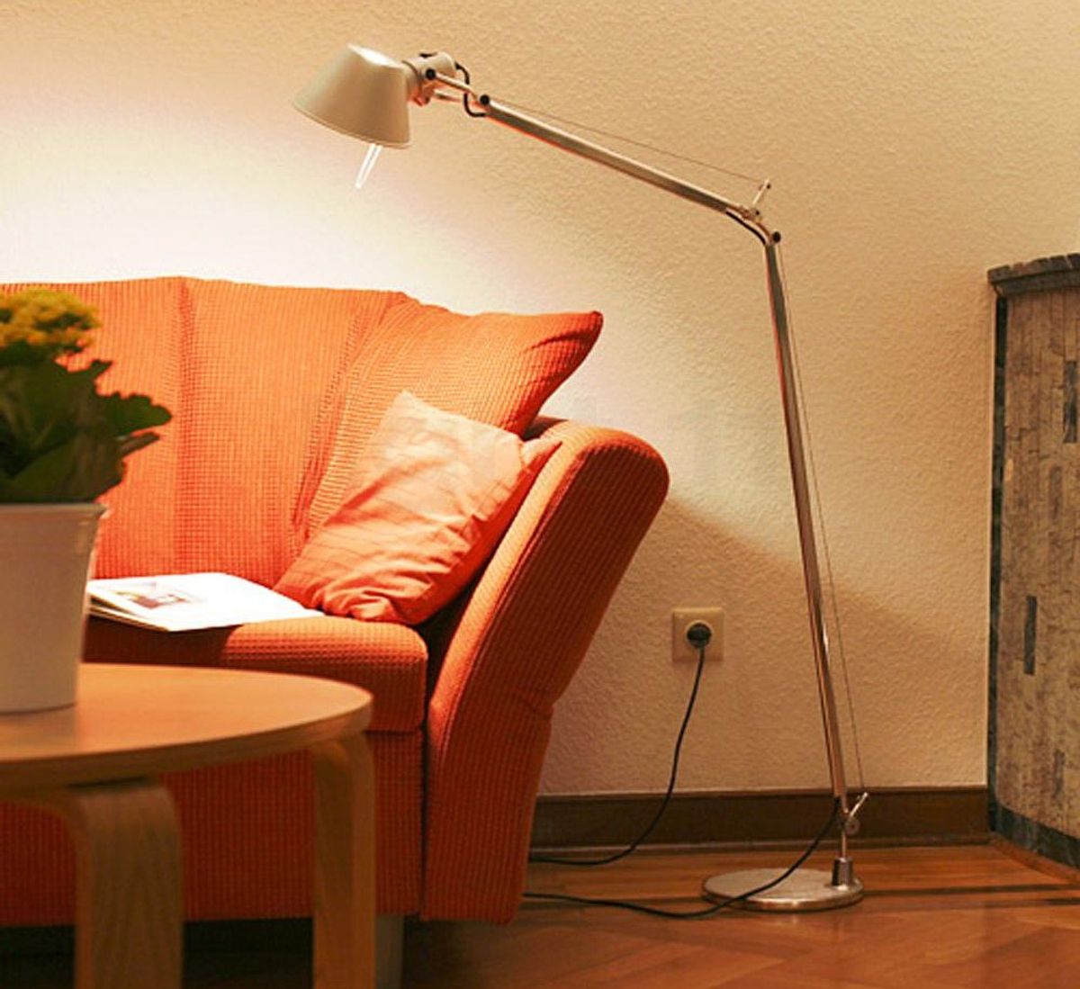 아르테미데(ARTEMIDE) 톨로메오 리딩 플로어 램프