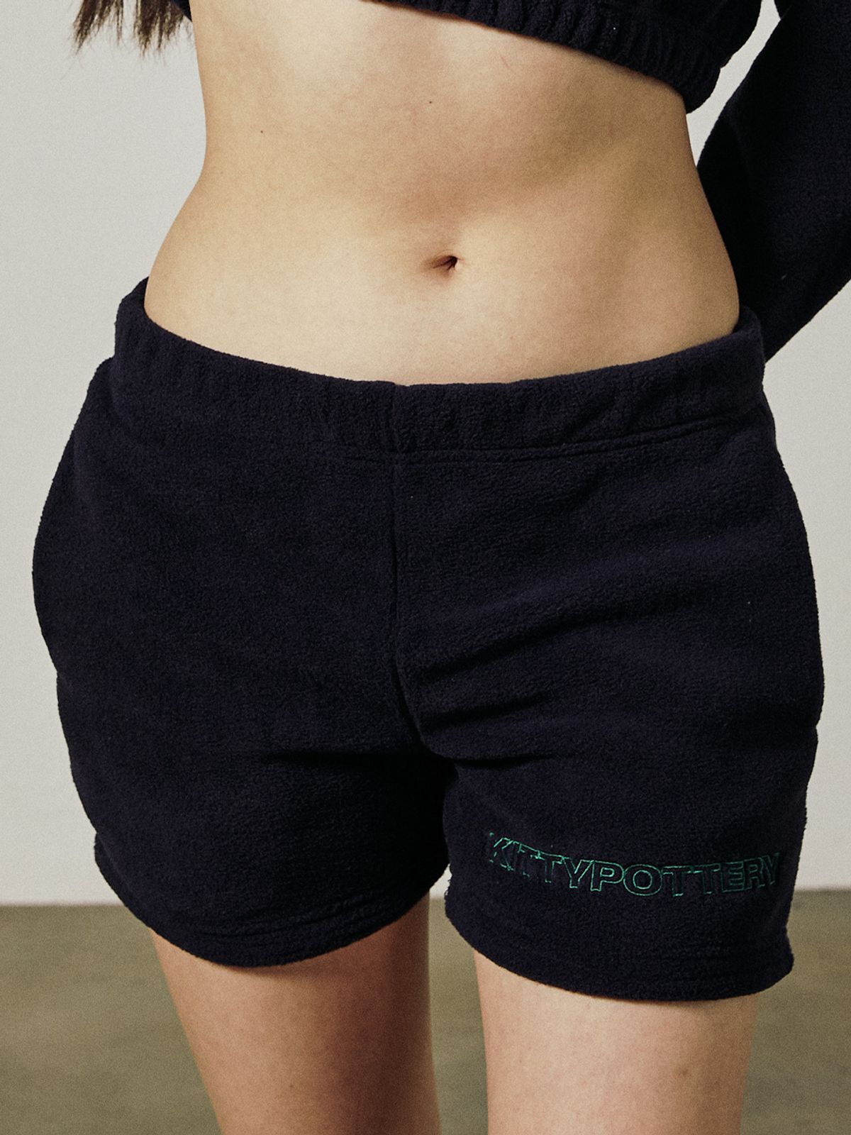 키티포터리(KITTY POTTERY) BOA SHORT PANTS [NAVY]