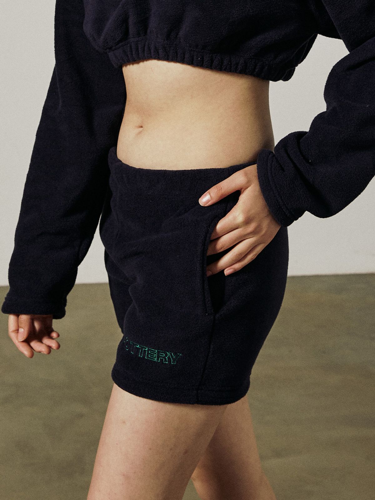 키티포터리(KITTY POTTERY) BOA SHORT PANTS [NAVY]