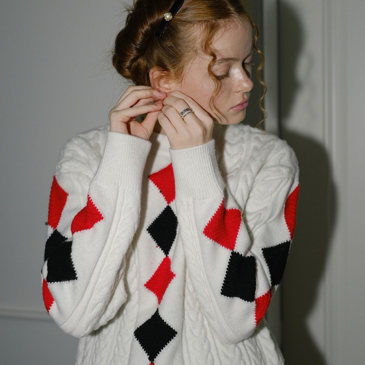 쎄무아듀(CEST MOIDEW) Cest_Rhombus cable sweater_WHITE