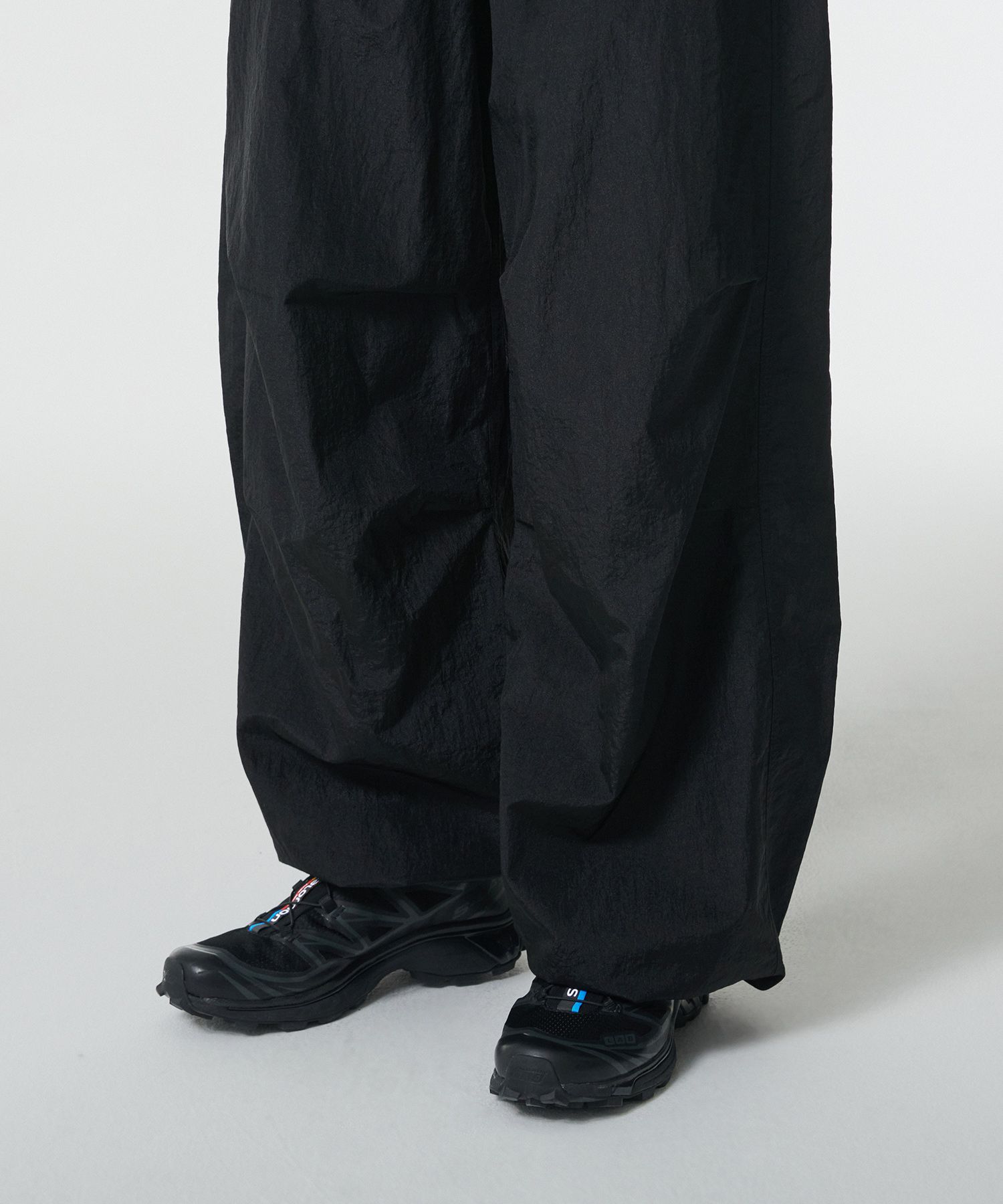 ●MUSINSA STANDARD● BRIGHT NYLON PARACHUTE PANTS MUSINSA | MUSINSA STANDARD WOMAN Women's Bright Nylon