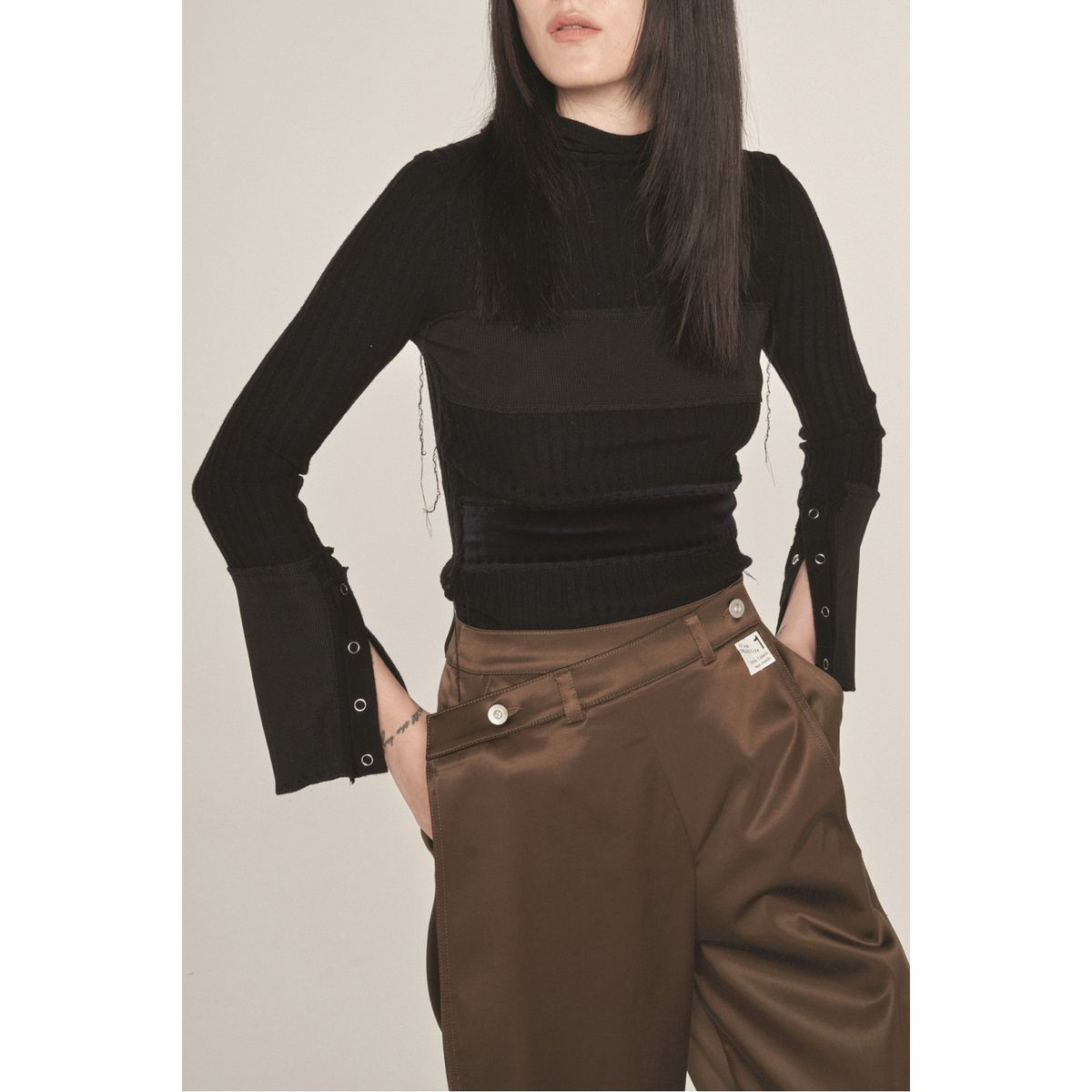 래코드(RECODE) Fabric Patch Work Knit Top_RQWAA23507BKX
