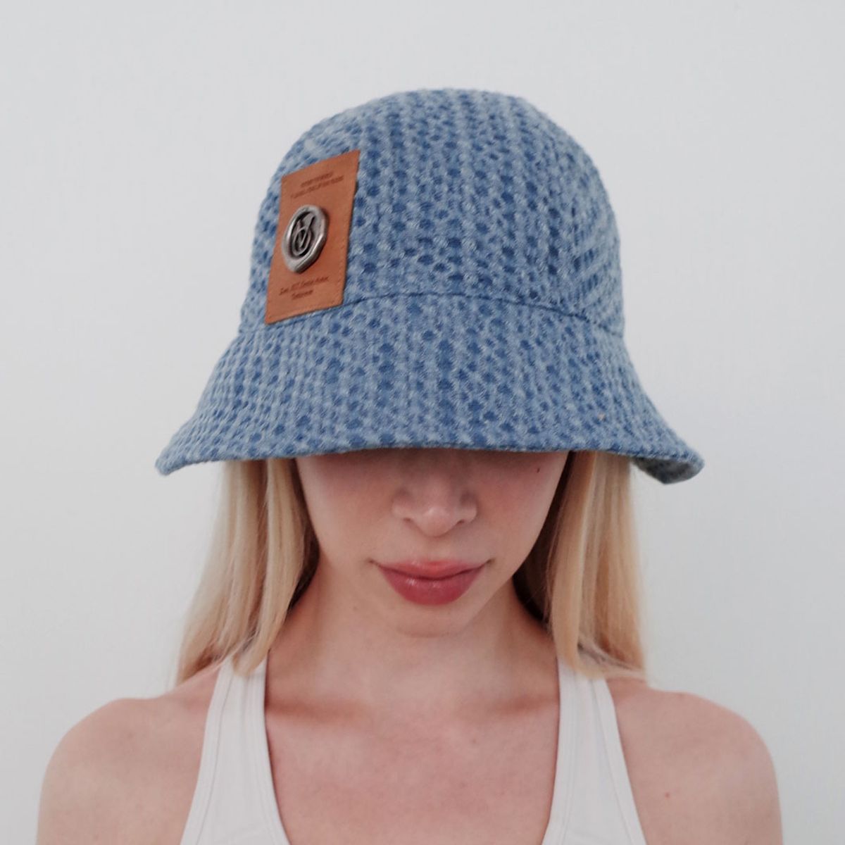 빈스모크(VINSMOKE) LIBERTAS OVER SIZE BUCKET HAT (bright denim)